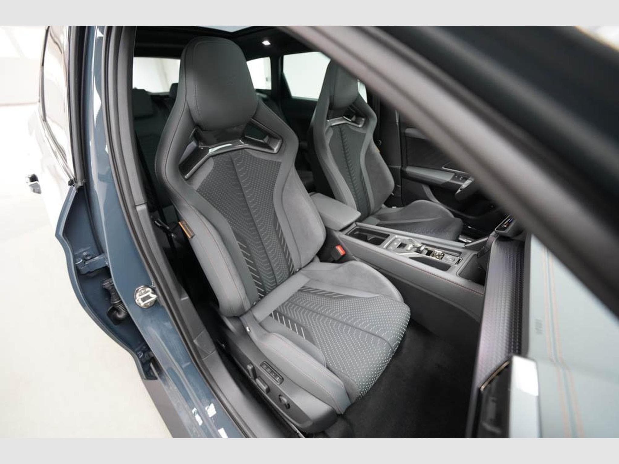 Cupra Leon ST 2,0 TSI (2026) - Photo 24