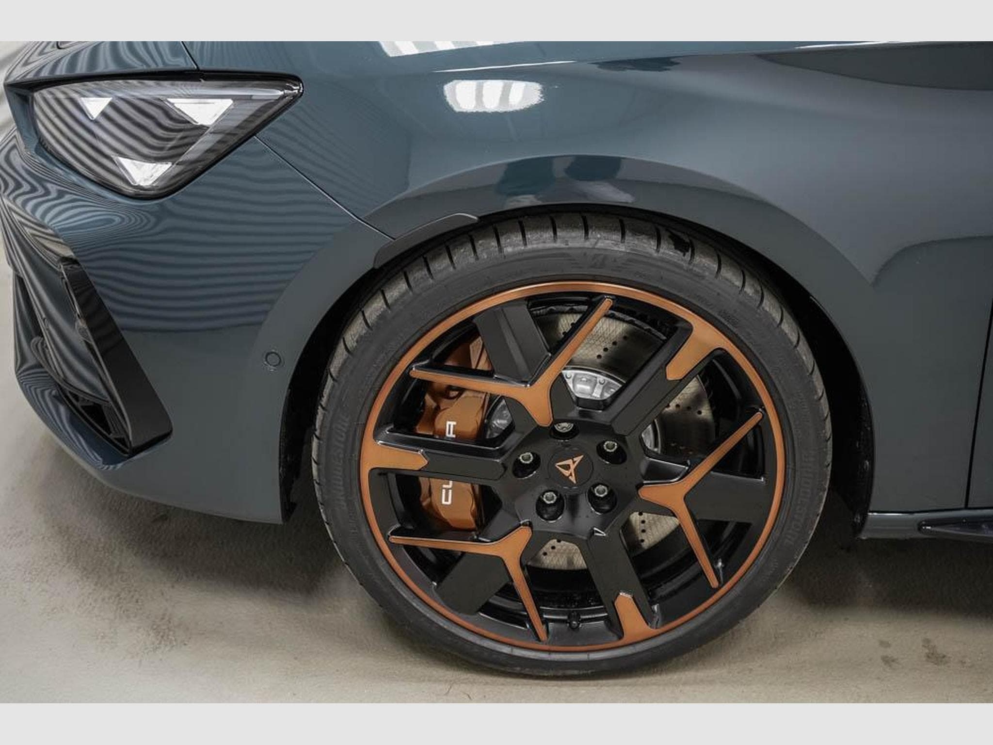 Cupra Leon ST 2,0 TSI (2026) - Photo 5