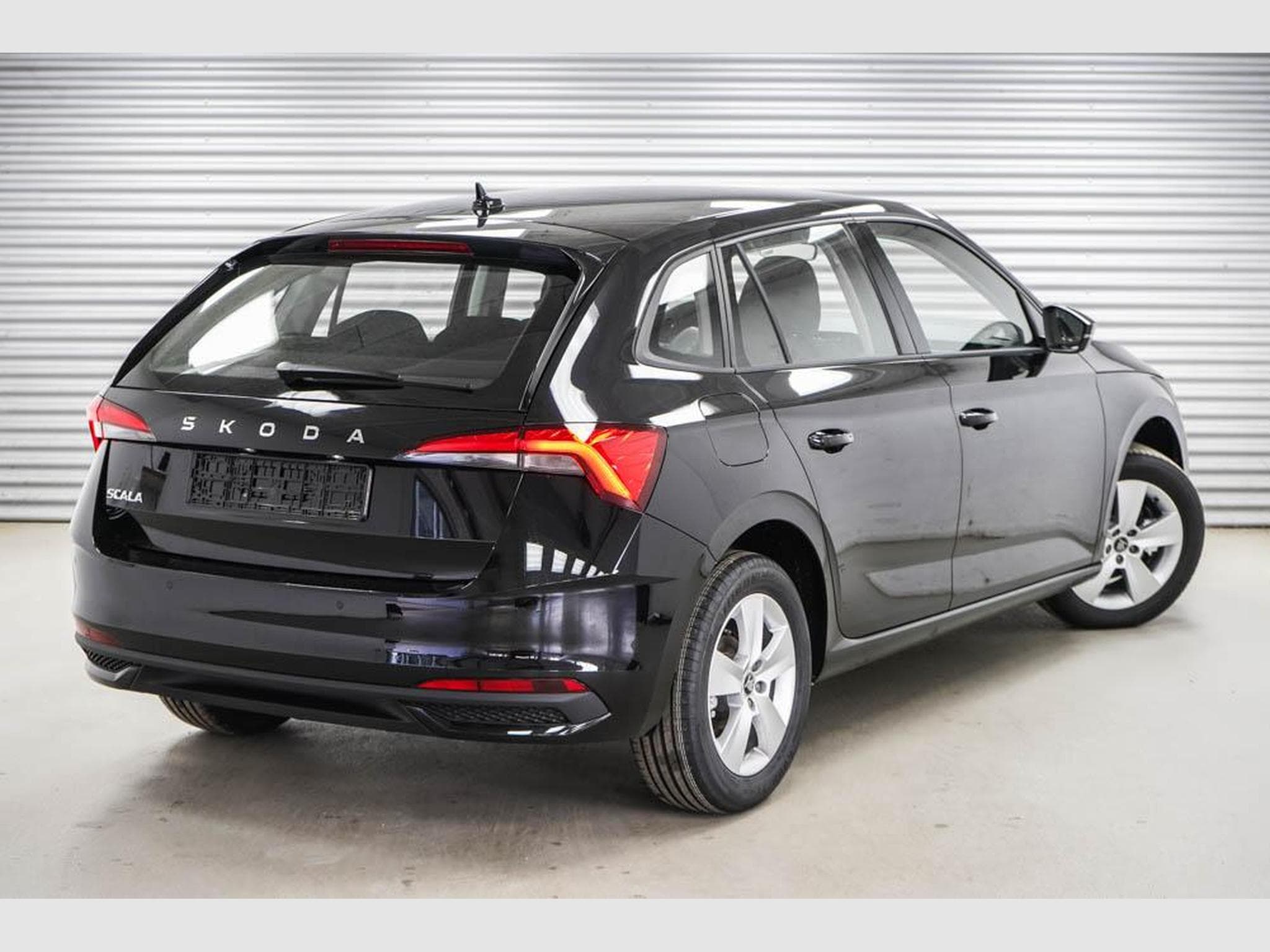 Skoda Scala 1,0 TSI DSG (2026) - Foto 3