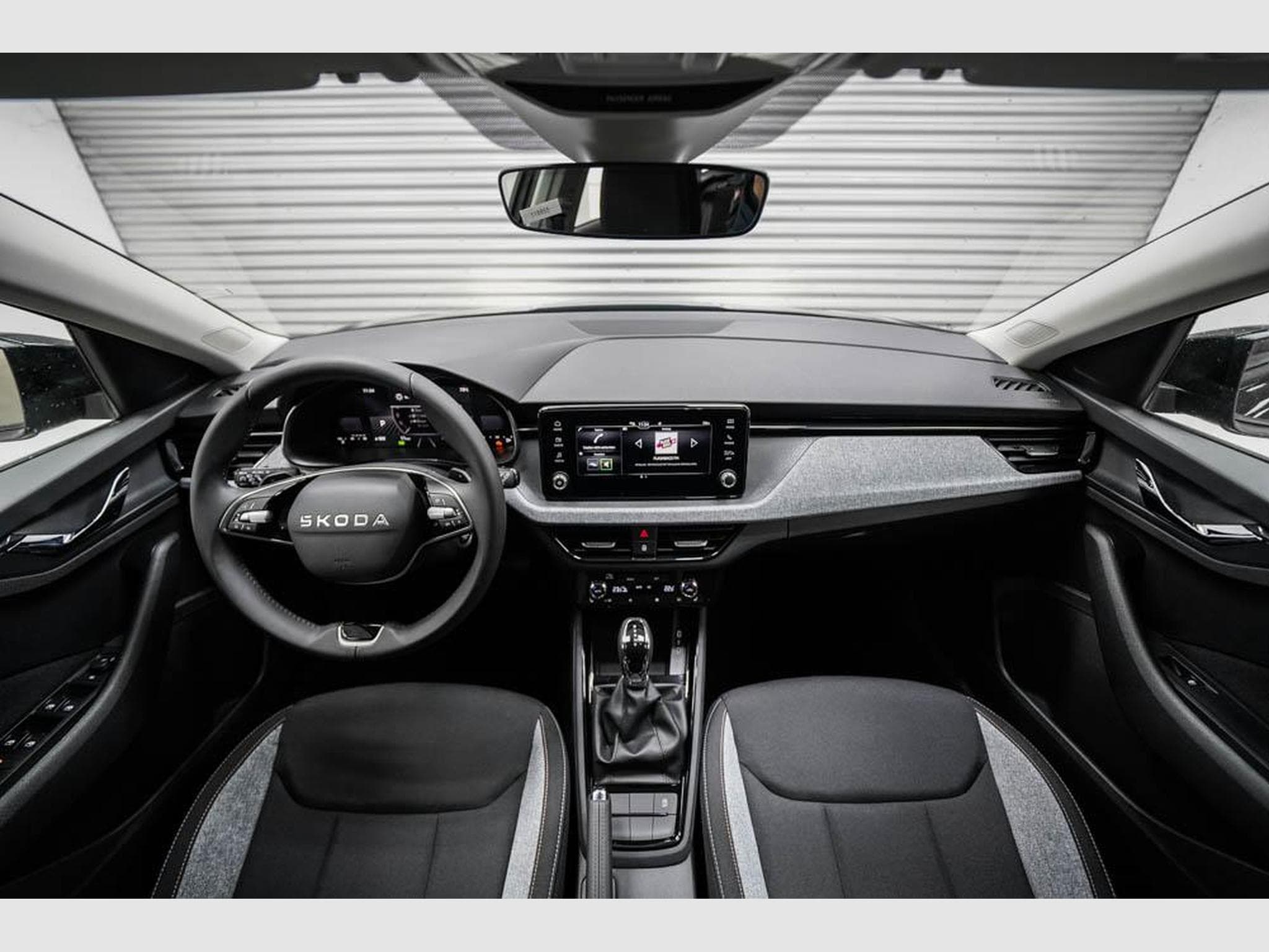 Skoda Scala 1,0 TSI DSG (2026) - Foto 6