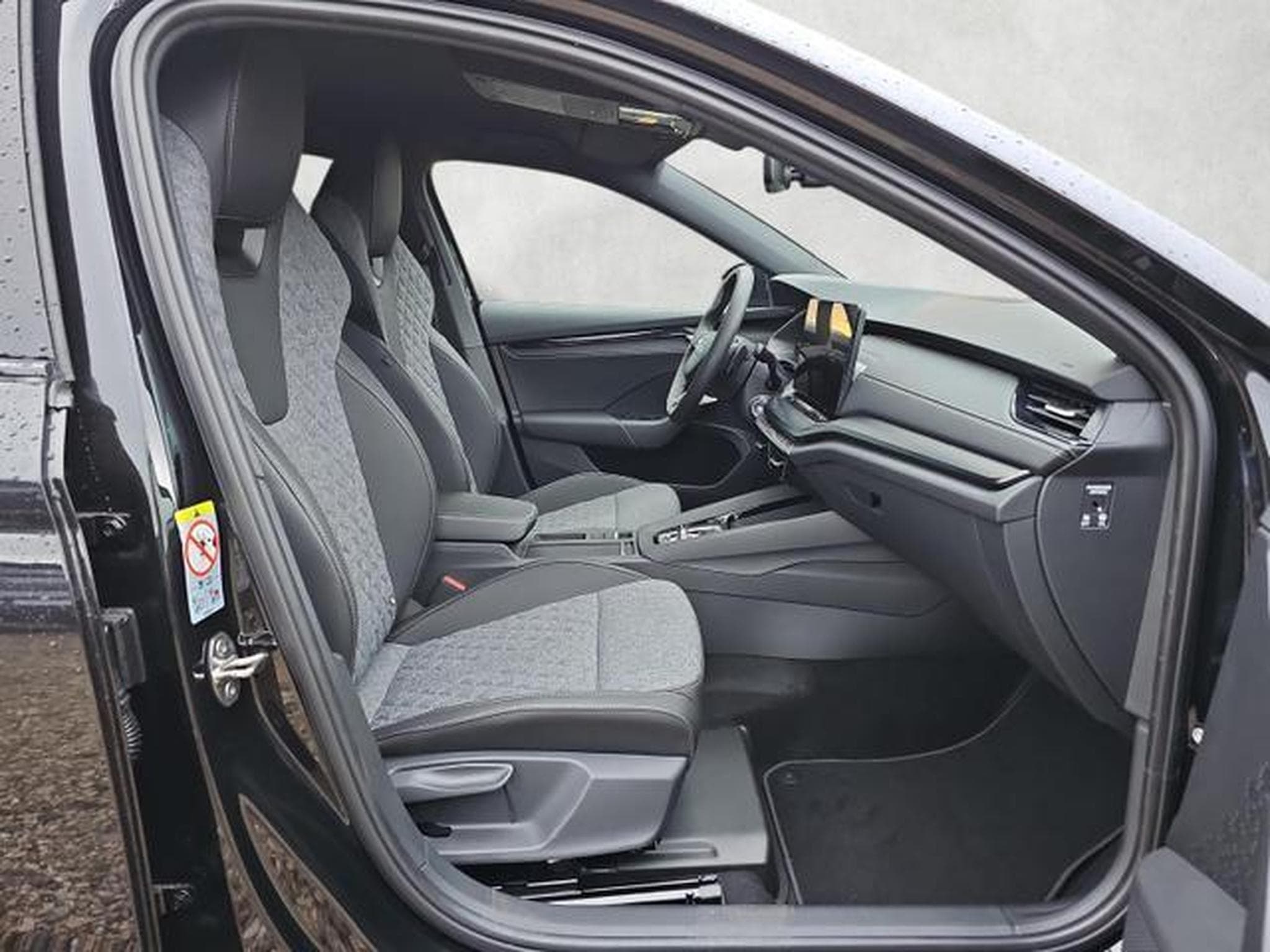 Skoda Octavia 1.5 TSI mHEV 110 kW Sportline (2025) - Photo 10