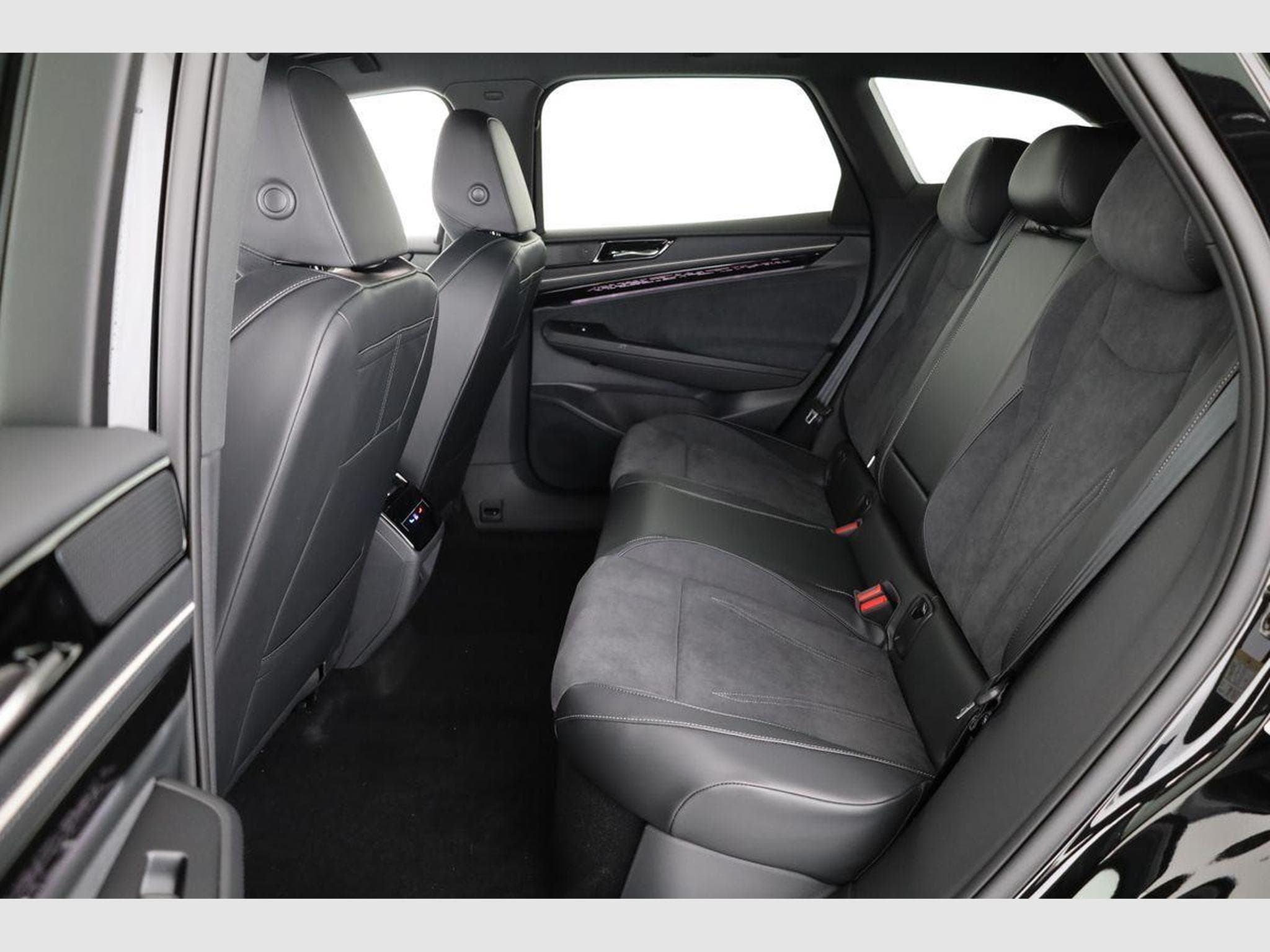 VW ID.7 Kombi Pro S 210 kW (2026) - Photo 10