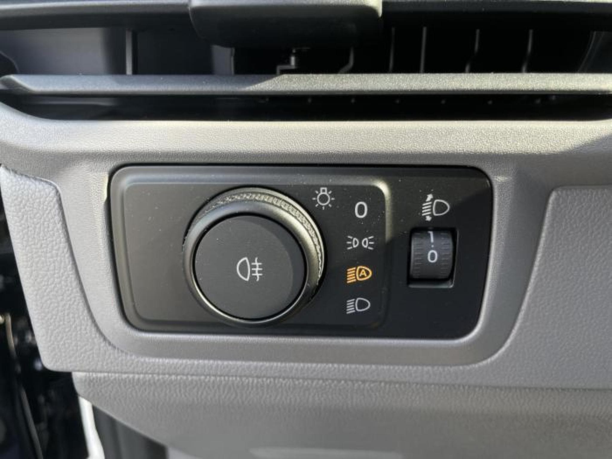 VW T5 Kombi LR 2.0 (2026) - Photo 17