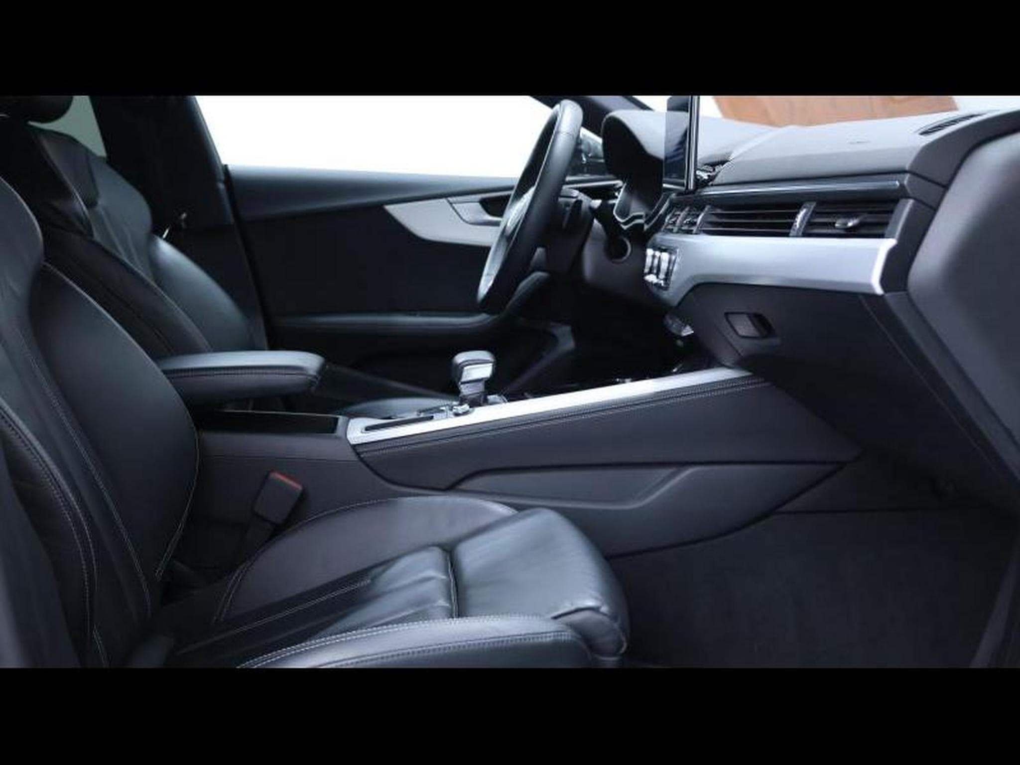 Audi A5 Sportback S-Line 40 TFSi 204 S-Tronic (2023) - Photo 10