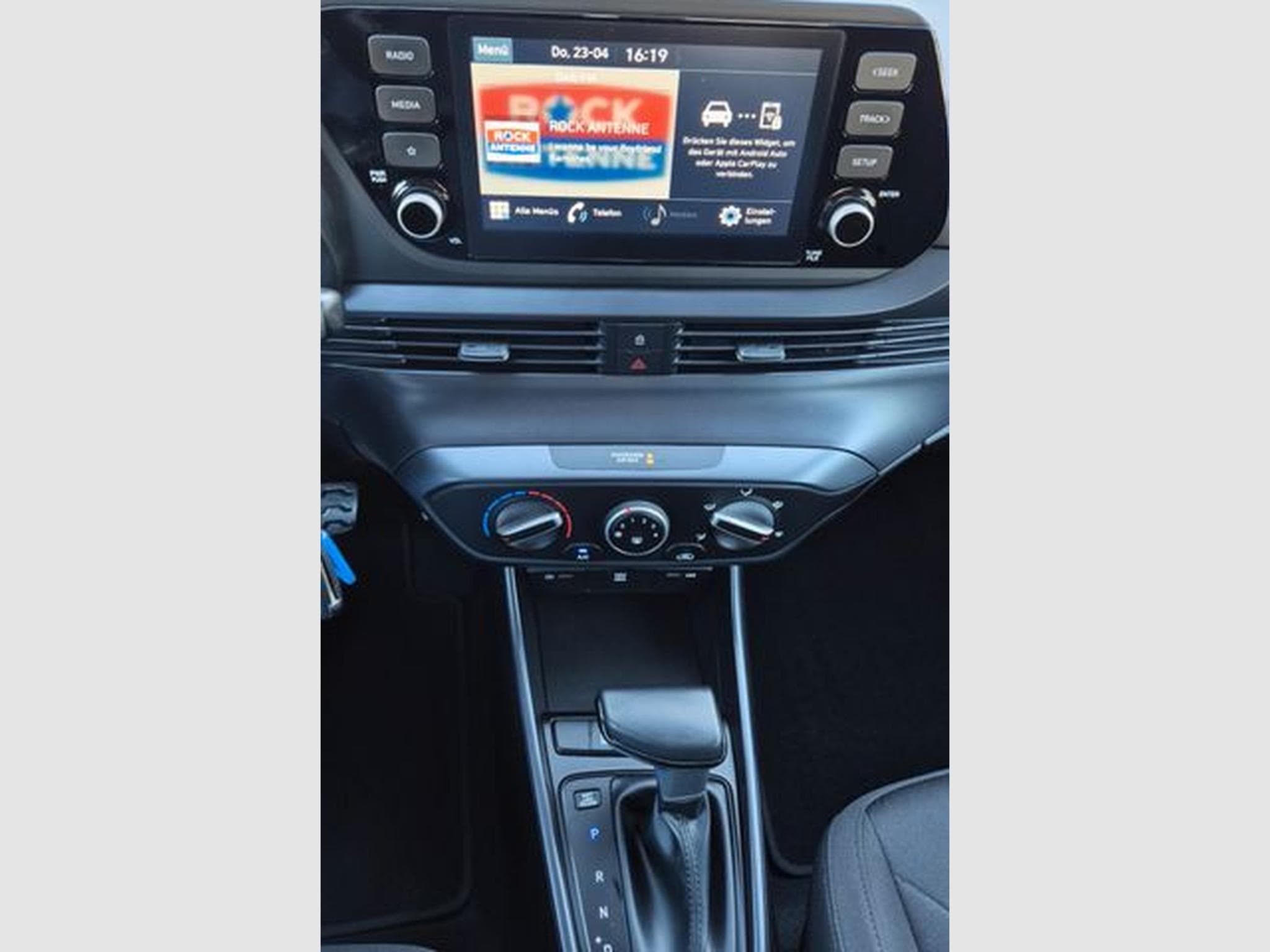 Hyundai BAYON BAYON 1.0 T-GDI Connect &amp; Go, Automatik, Kamera. (2023) - Foto 11