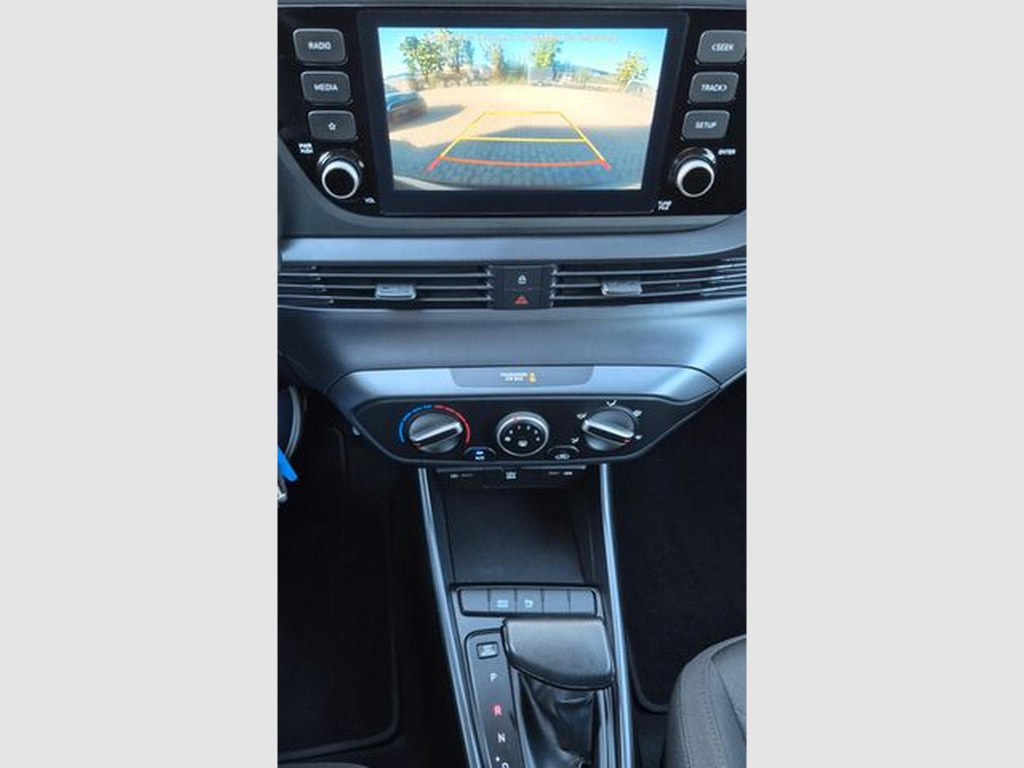 Hyundai BAYON BAYON 1.0 T-GDI Connect &amp; Go, Automatik, Kamera. (2023) - Foto 13