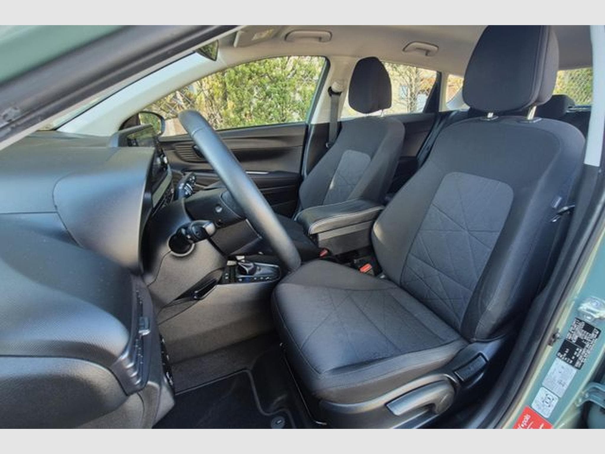 Hyundai BAYON BAYON 1.0 T-GDI Connect &amp; Go, Automatik, Kamera. (2023) - Foto 15
