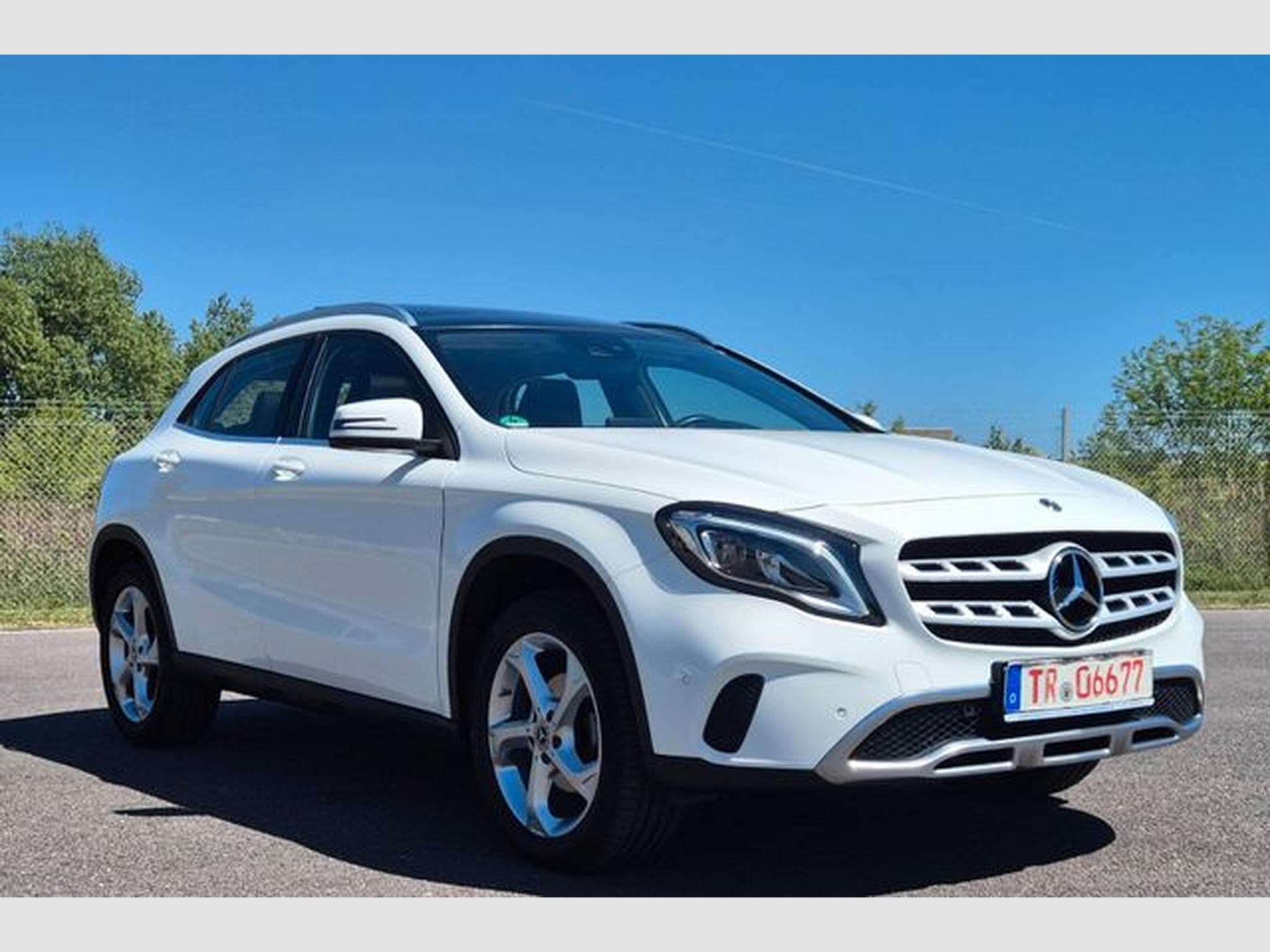 Mercedes GLA 180 GLA 180, Automatik, Panoramadach. (2019) - Foto 6