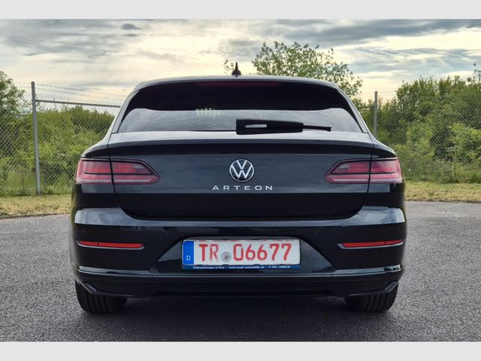 VW Arteon Arteon 2.0 TDI Shooting Brake, AHK, Carplay. (2022) - Foto 4