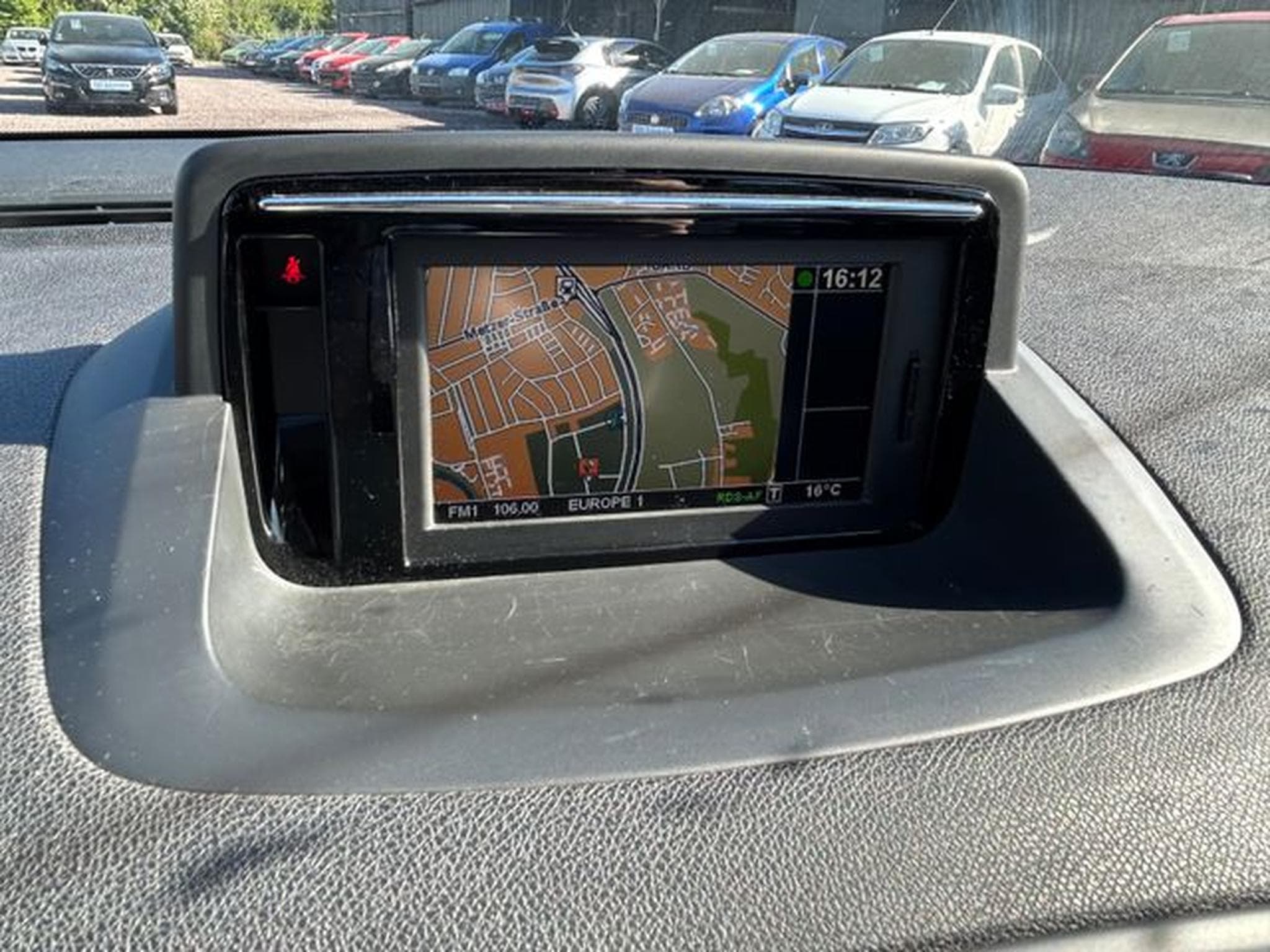 Renault Megane Megane III Grandtour Paris *Navi*AHK*LED* (2013) - Photo 11
