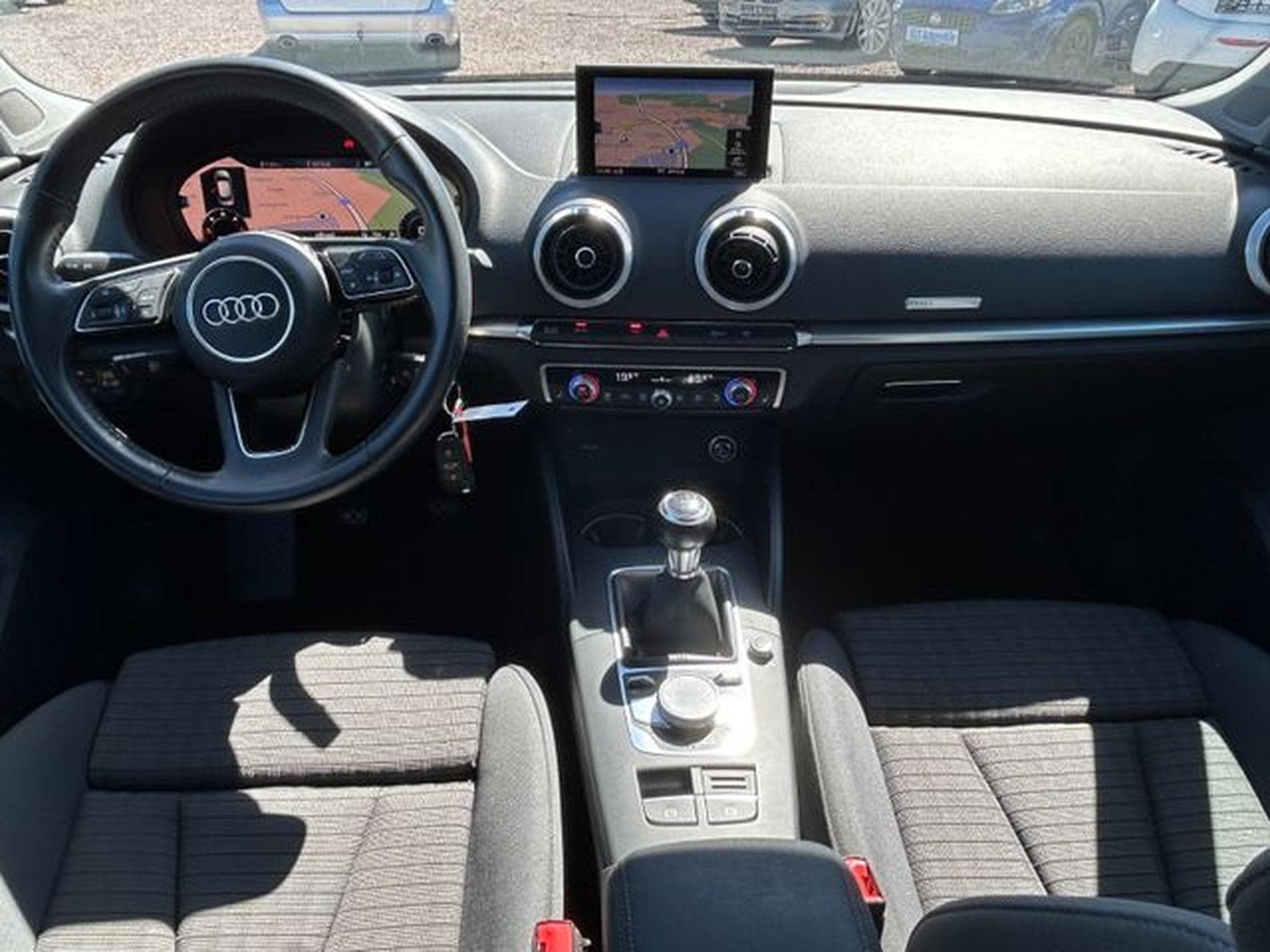 Audi A3 A3 Sportback Sport *Navi*I-Cockpit*Xenon*Euro6* (2018) - Foto 10