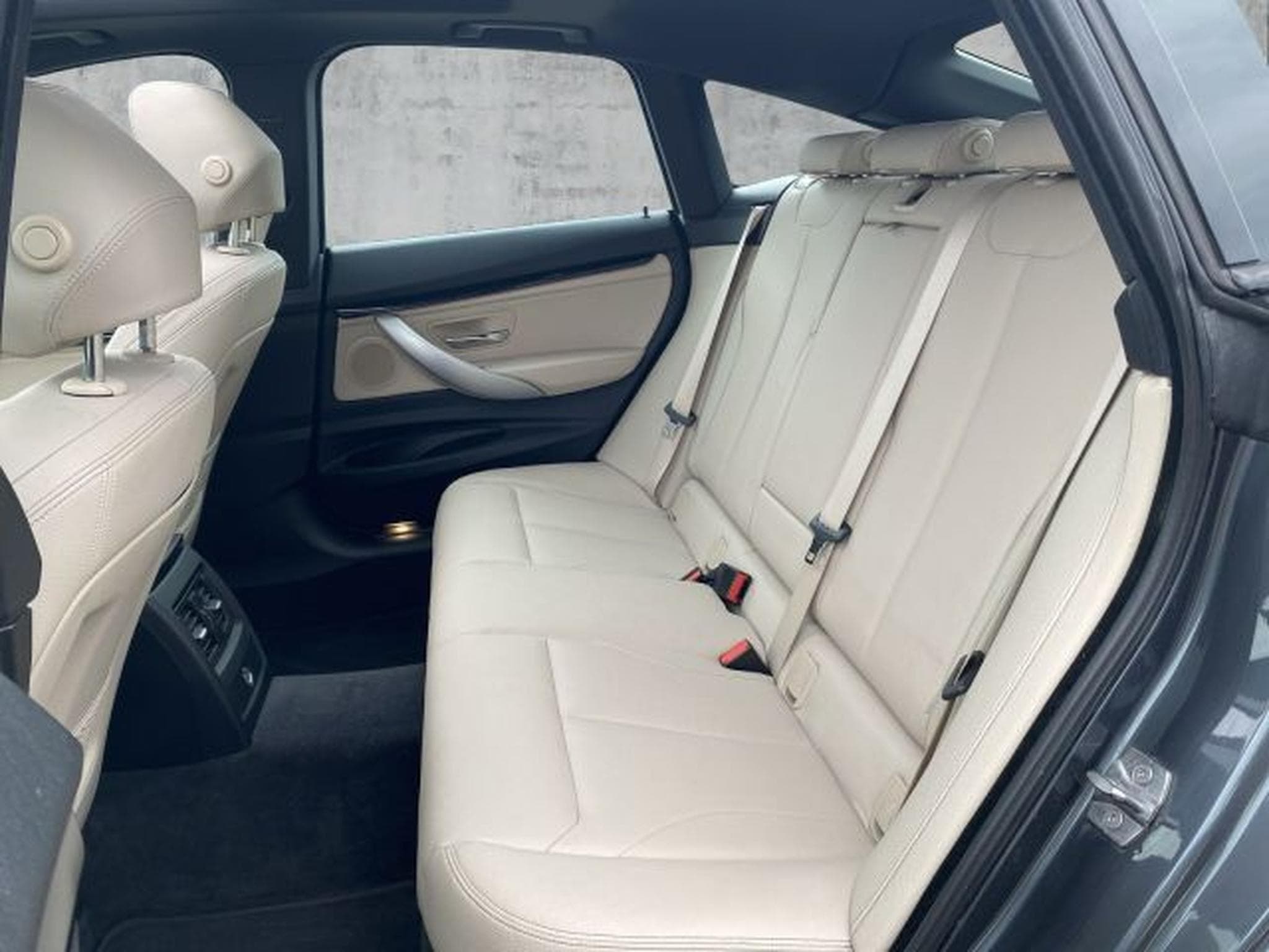 BMW 330 Gran Turismo 330d Gran Turismo M-Sport Aut. PANO XENON NAVI (2014) - Foto 12