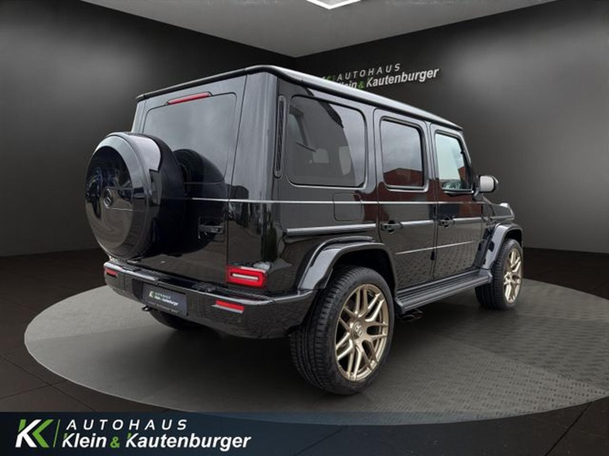 Mercedes G 63 AMG STANDH+ALL-BLACK+AHK+PERFOR +DRIVERSP+WÄRMEPAKET (2025) - Foto 5