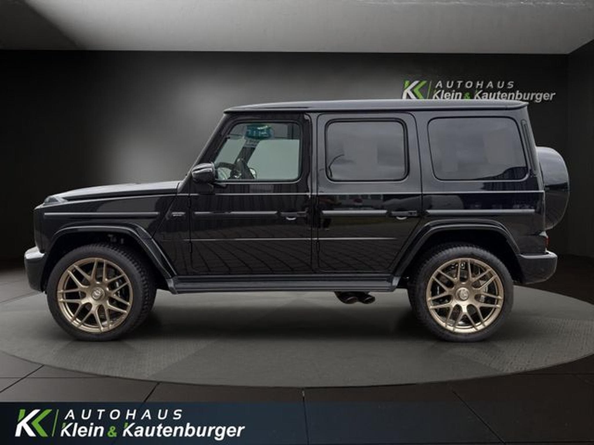 Mercedes G 63 AMG STANDH+ALL-BLACK+AHK+PERFOR +DRIVERSP+WÄRMEPAKET (2025) - Foto 8