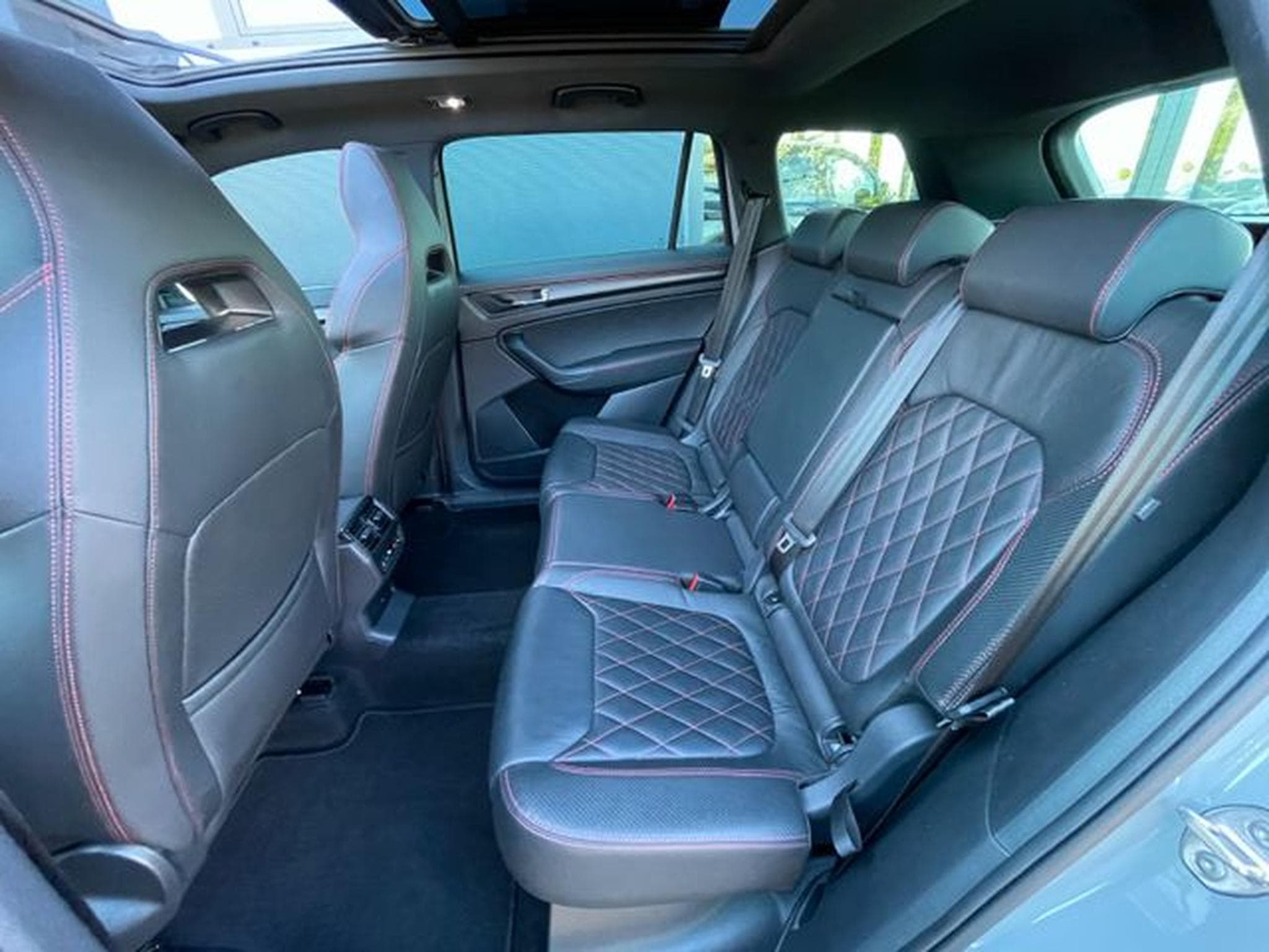 Skoda Kodiaq Kodiaq 2,0TSi RS 4x4 Pano AHK 360°Canton Leder (2023) - Photo 12