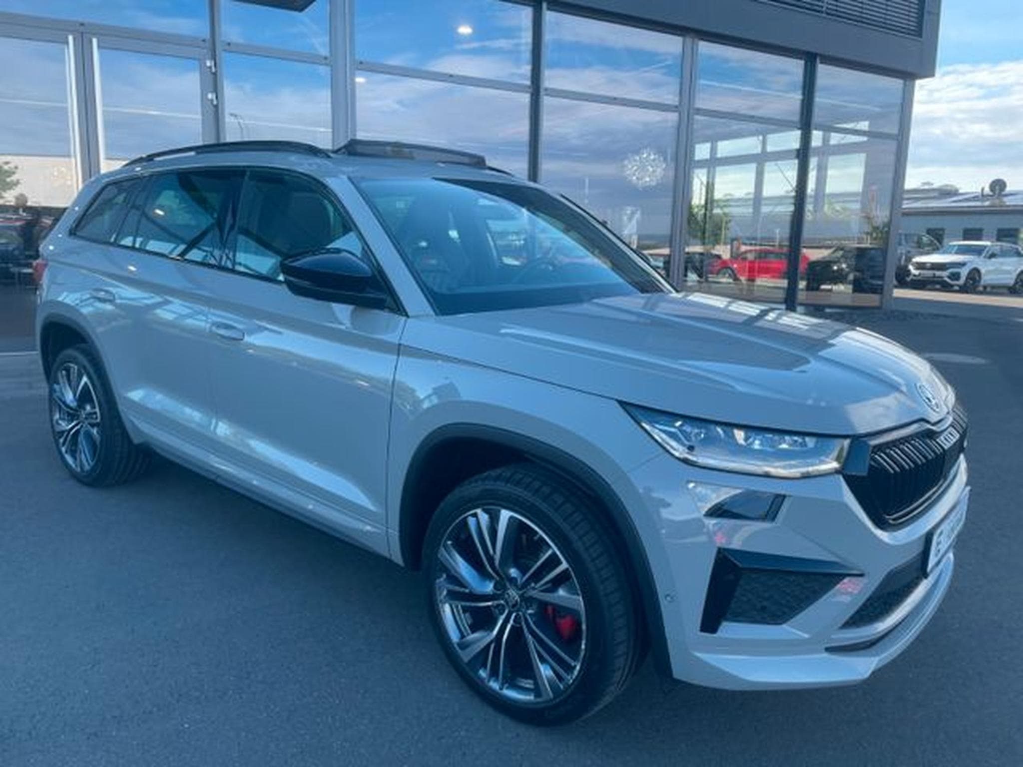 Skoda Kodiaq Kodiaq 2,0TSi RS 4x4 Pano AHK 360°Canton Leder (2023) - Photo 4