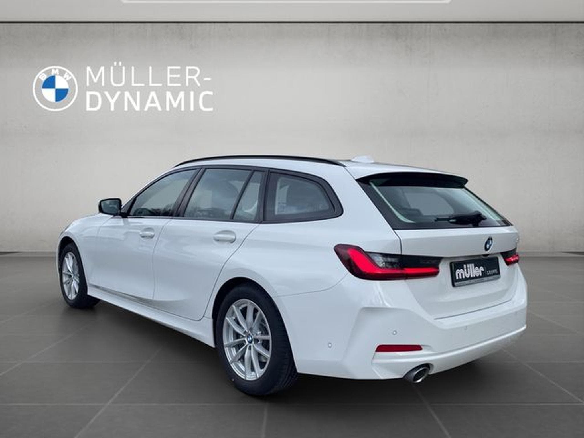 BMW 318 318i TOURING RÜCKFAHR KOMFORTZUG TEMPOMAT SHZ (2025) - Foto 5