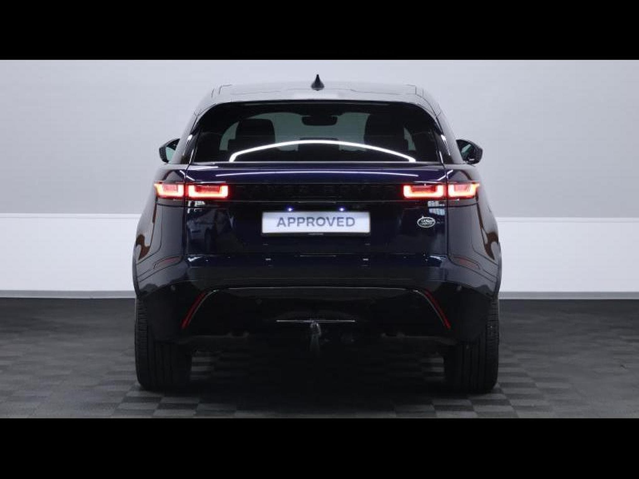 Land-Rover Range Rover Velar P250 R-Dynamic S AWD Auto (2022) - Photo 6