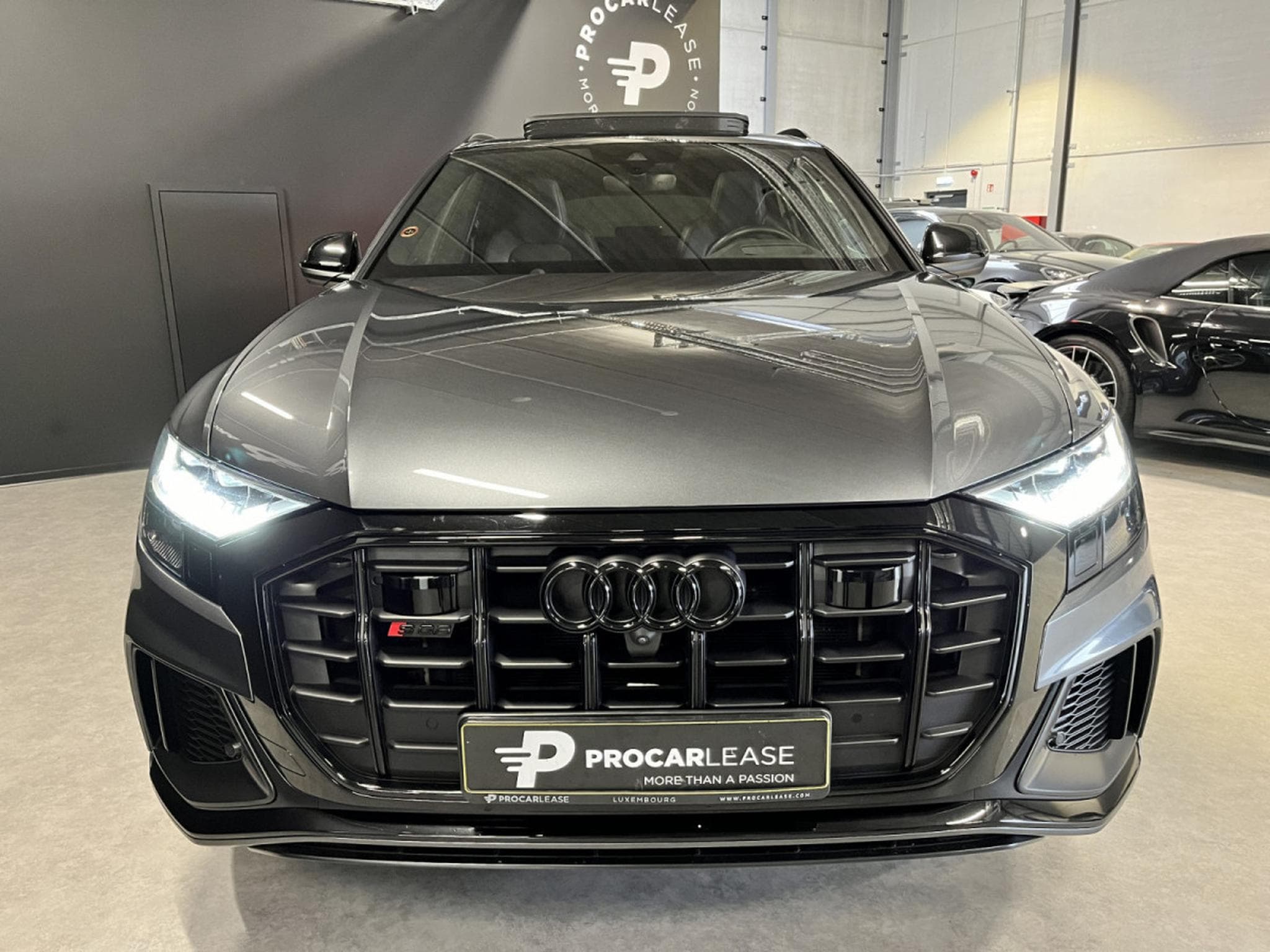 Audi SQ8 4.0 TDI Quattro/Matrix PANO/B&O/23/360°/HUD/AHK/ADAPTATIVE C (2021) - Foto 8