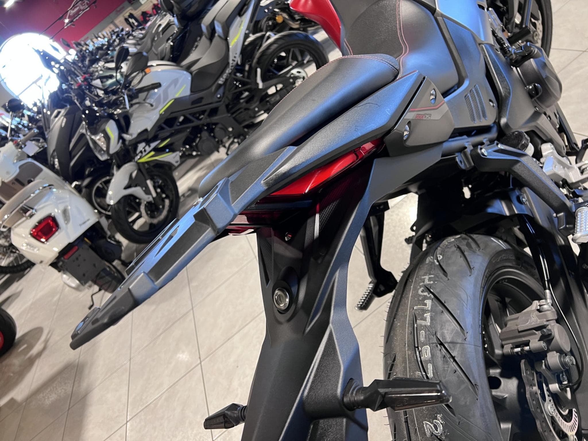 Voge 500ds (2023) - Photo 5
