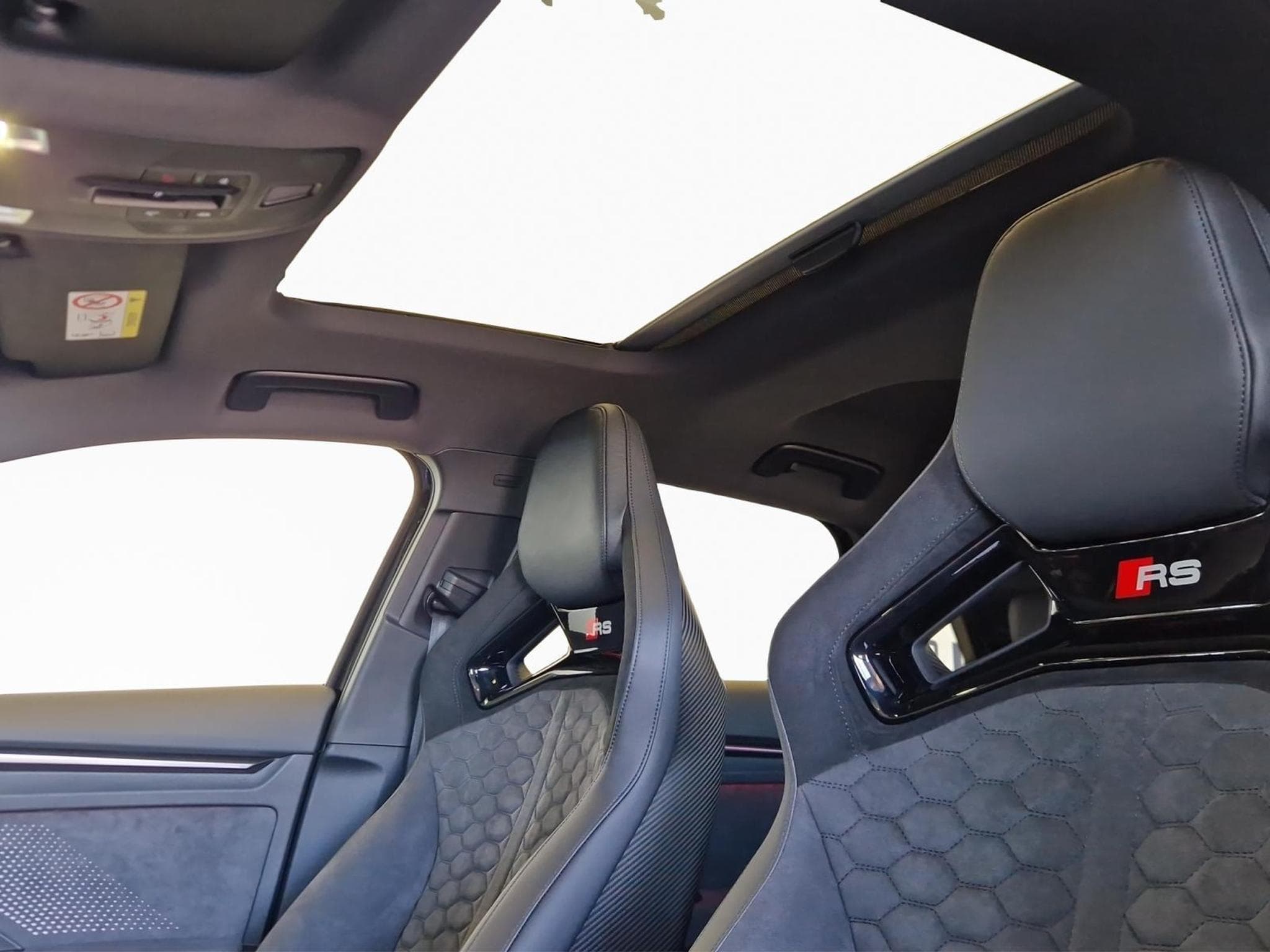 Audi RS3 Sportback (2026) - Photo 17