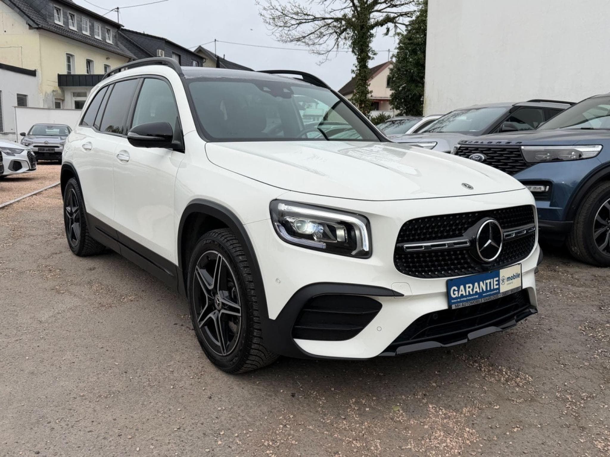 Mercedes GLB 250 4Matic AMG Line / Panoramaschiebedach / (2020) - Foto 8