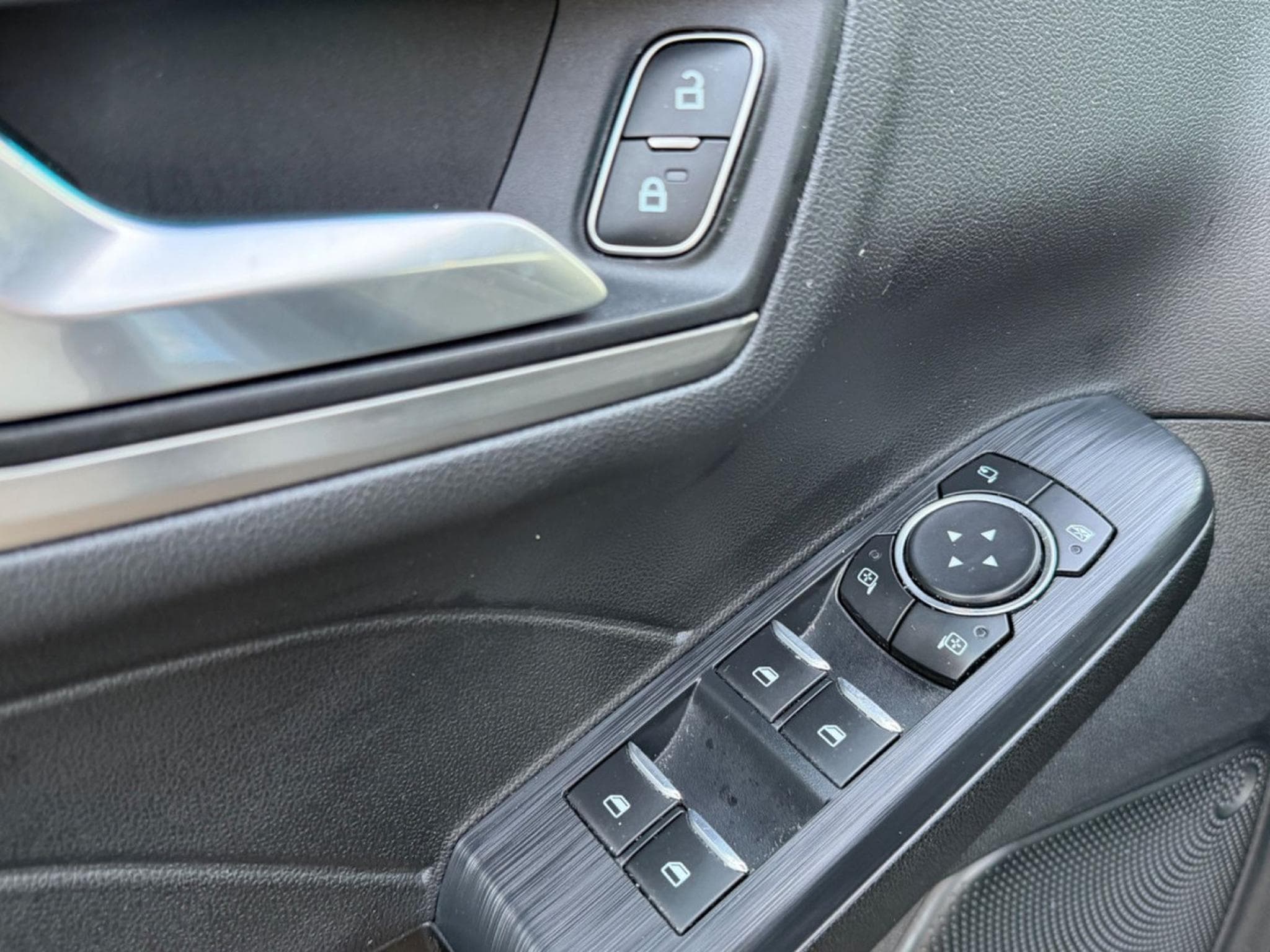 Ford Kuga Plug-In Hybrid Titanium/1.HAND/SCHECKHEFT/ (2022) - Foto 11