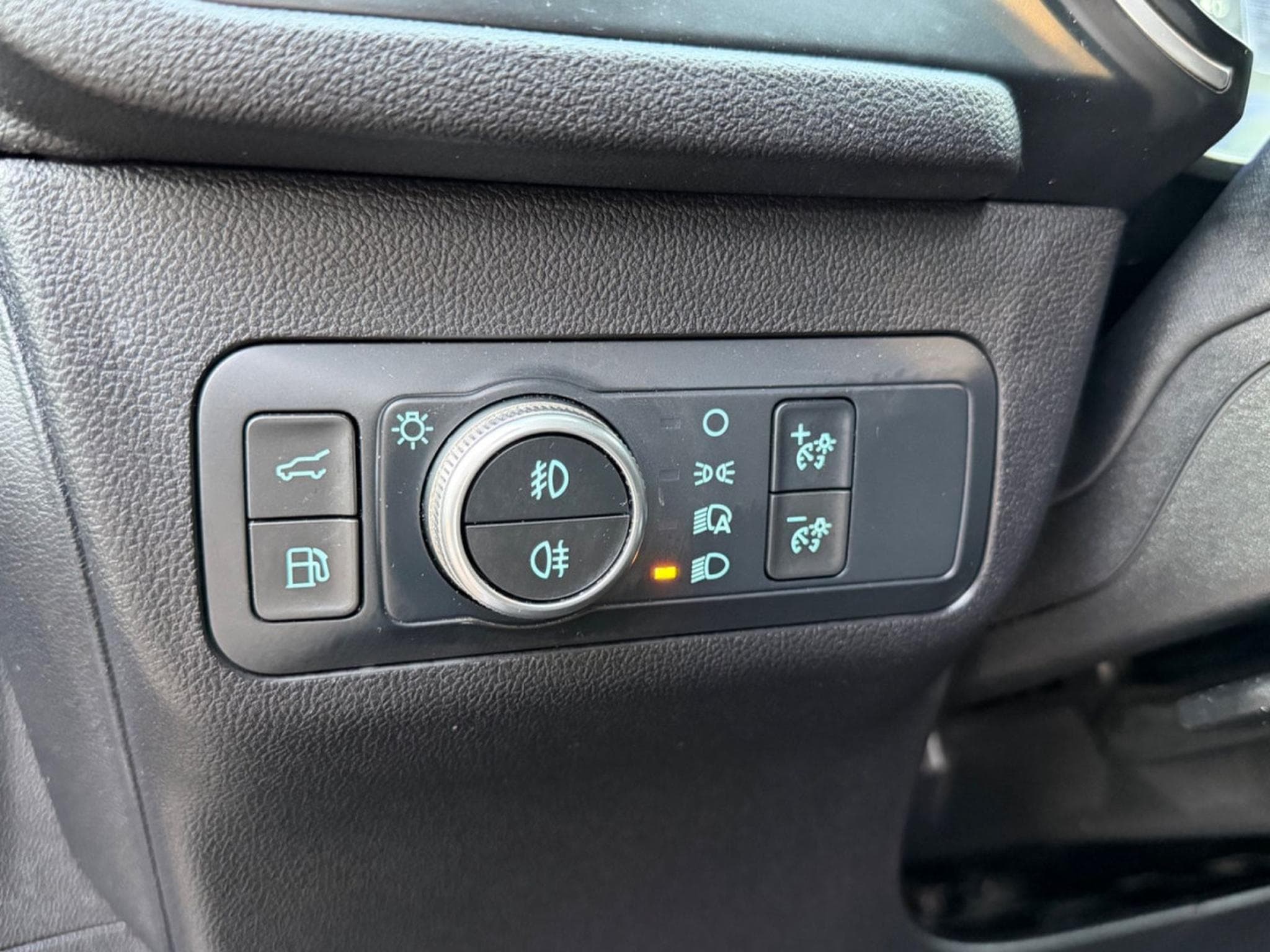 Ford Kuga Plug-In Hybrid Titanium/1.HAND/SCHECKHEFT/ (2022) - Foto 12