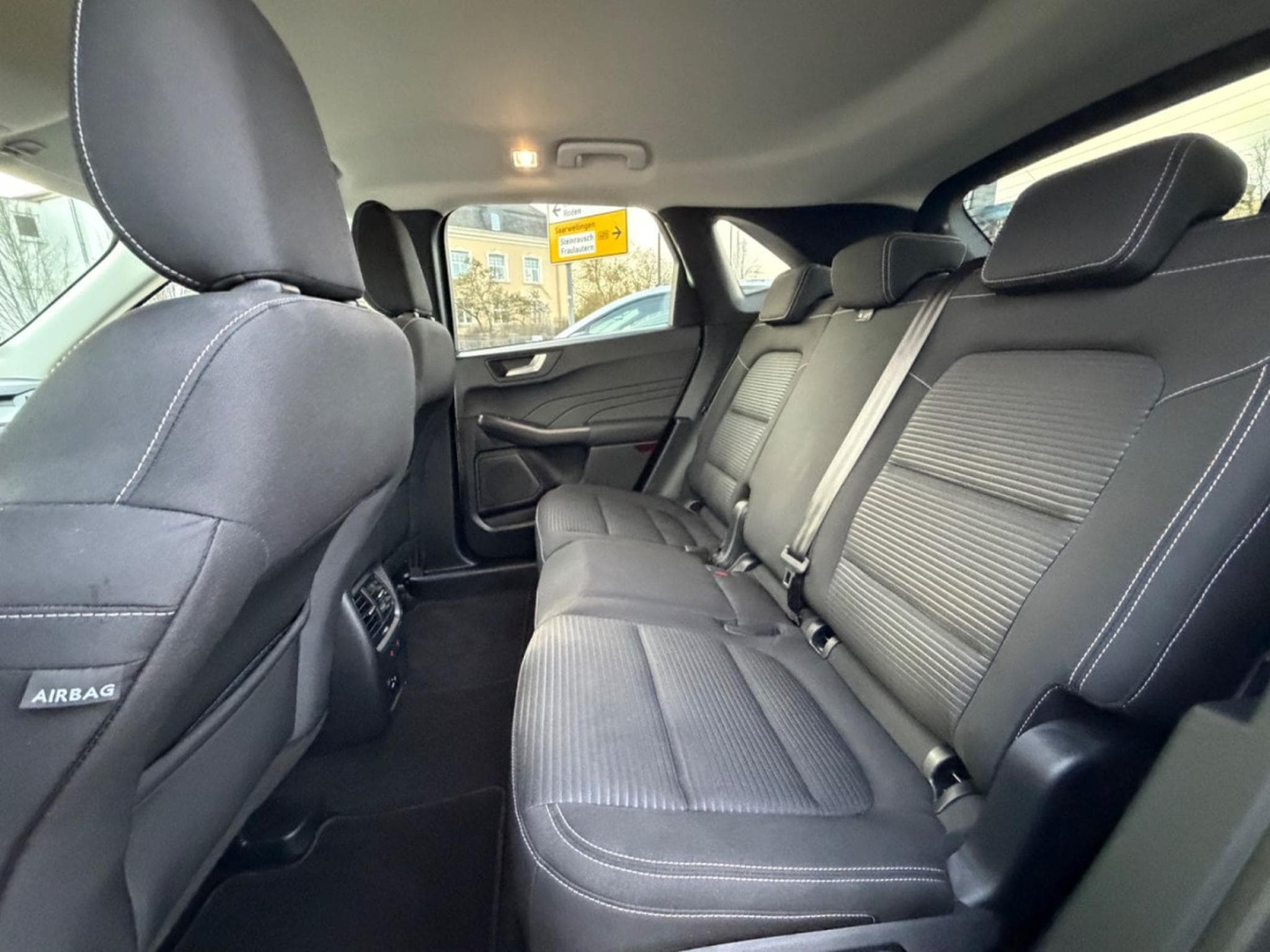 Ford Kuga Plug-In Hybrid Titanium/1.HAND/SCHECKHEFT/ (2022) - Foto 13