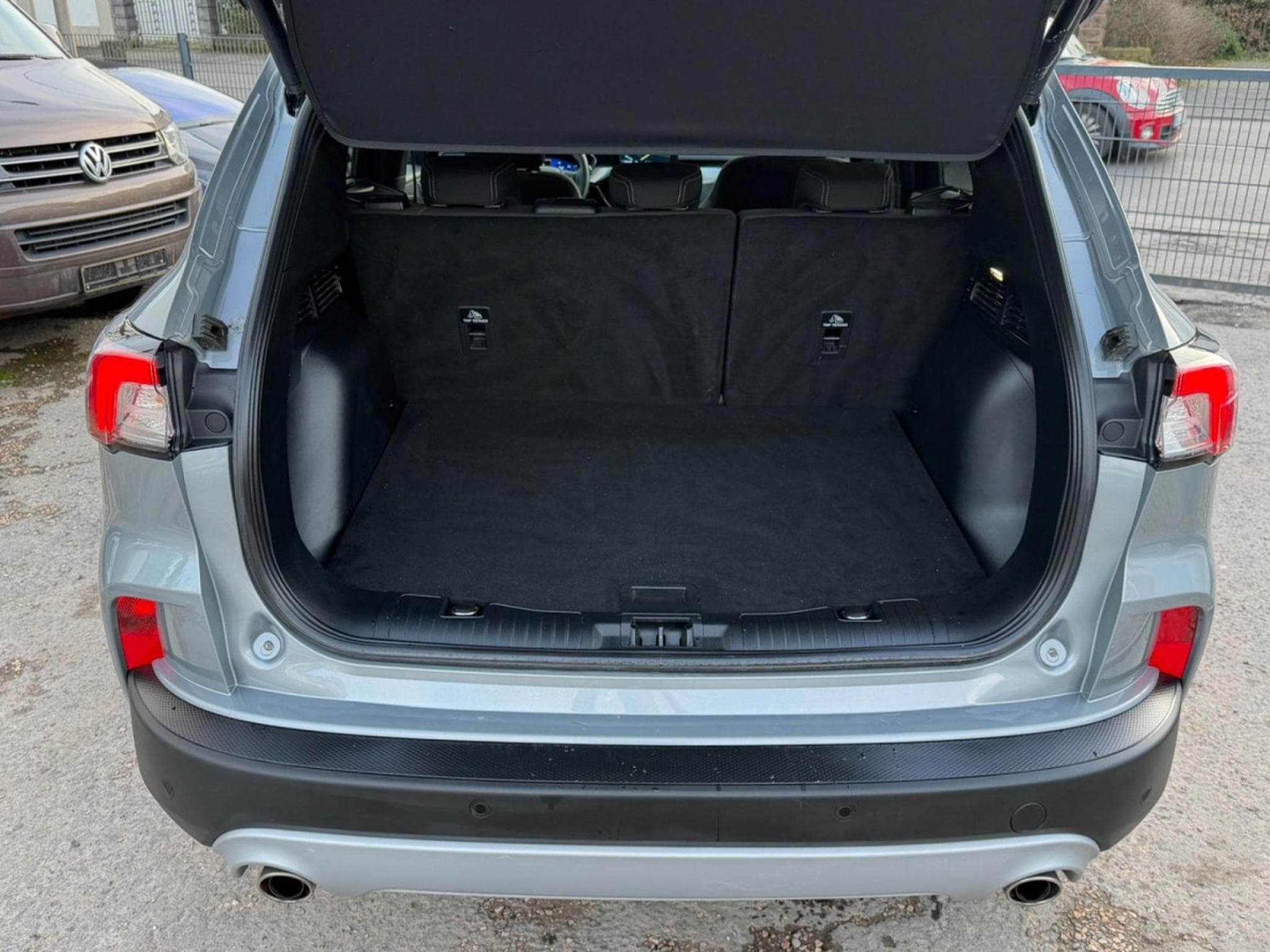 Ford Kuga Plug-In Hybrid Titanium/1.HAND/SCHECKHEFT/ (2022) - Foto 15