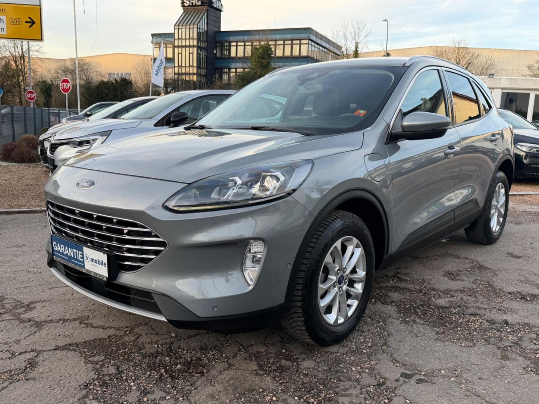 Ford Kuga Plug-In Hybrid Titanium/1.HAND/SCHECKHEFT/ (2022) - Foto 2