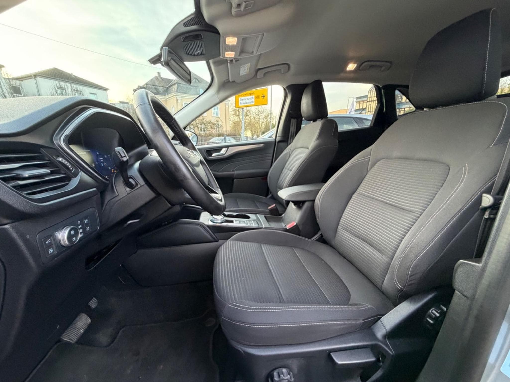 Ford Kuga Plug-In Hybrid Titanium/1.HAND/SCHECKHEFT/ (2022) - Foto 9