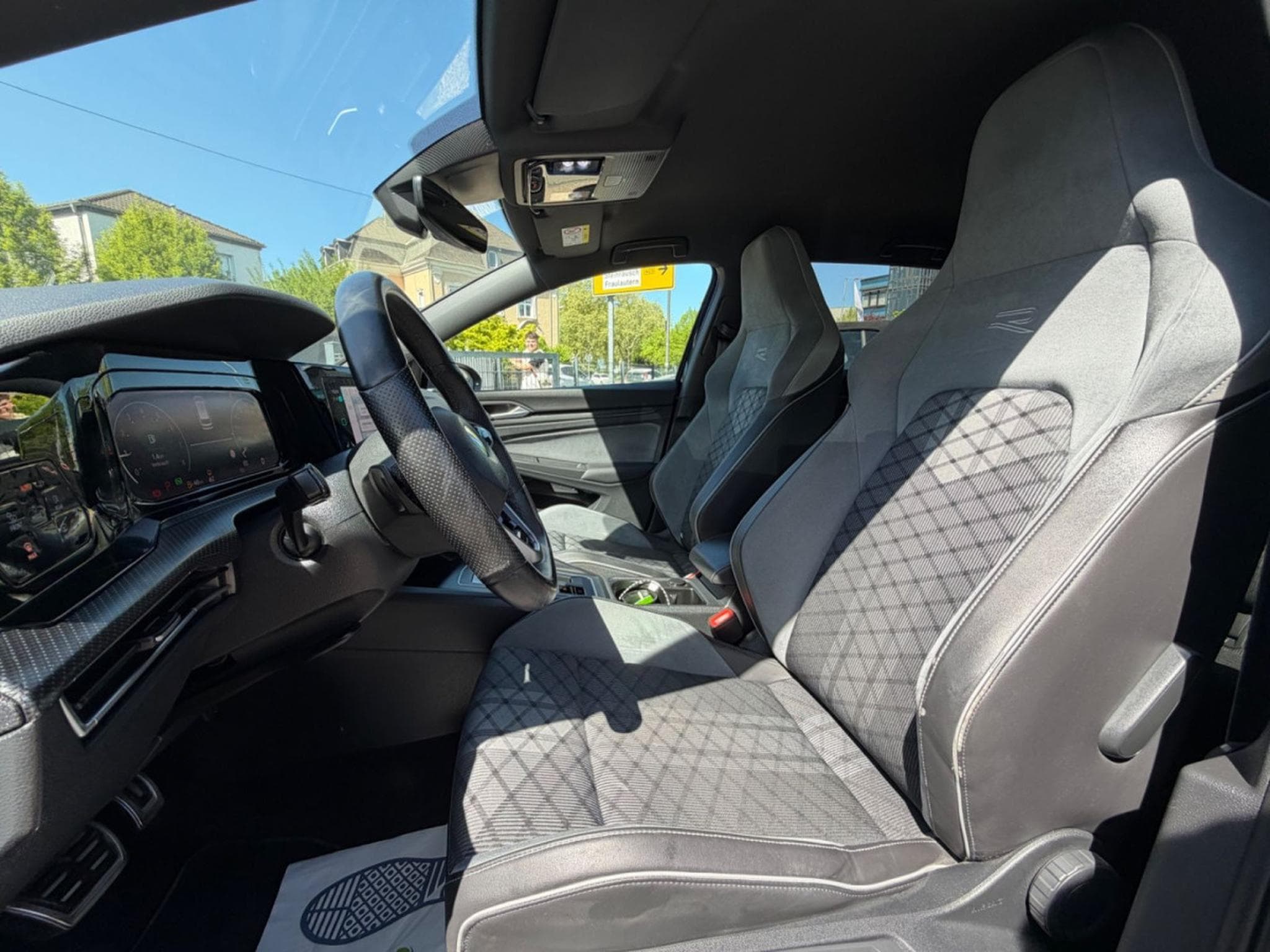VW Golf Variant R-Line eTSI (2021) - Foto 10