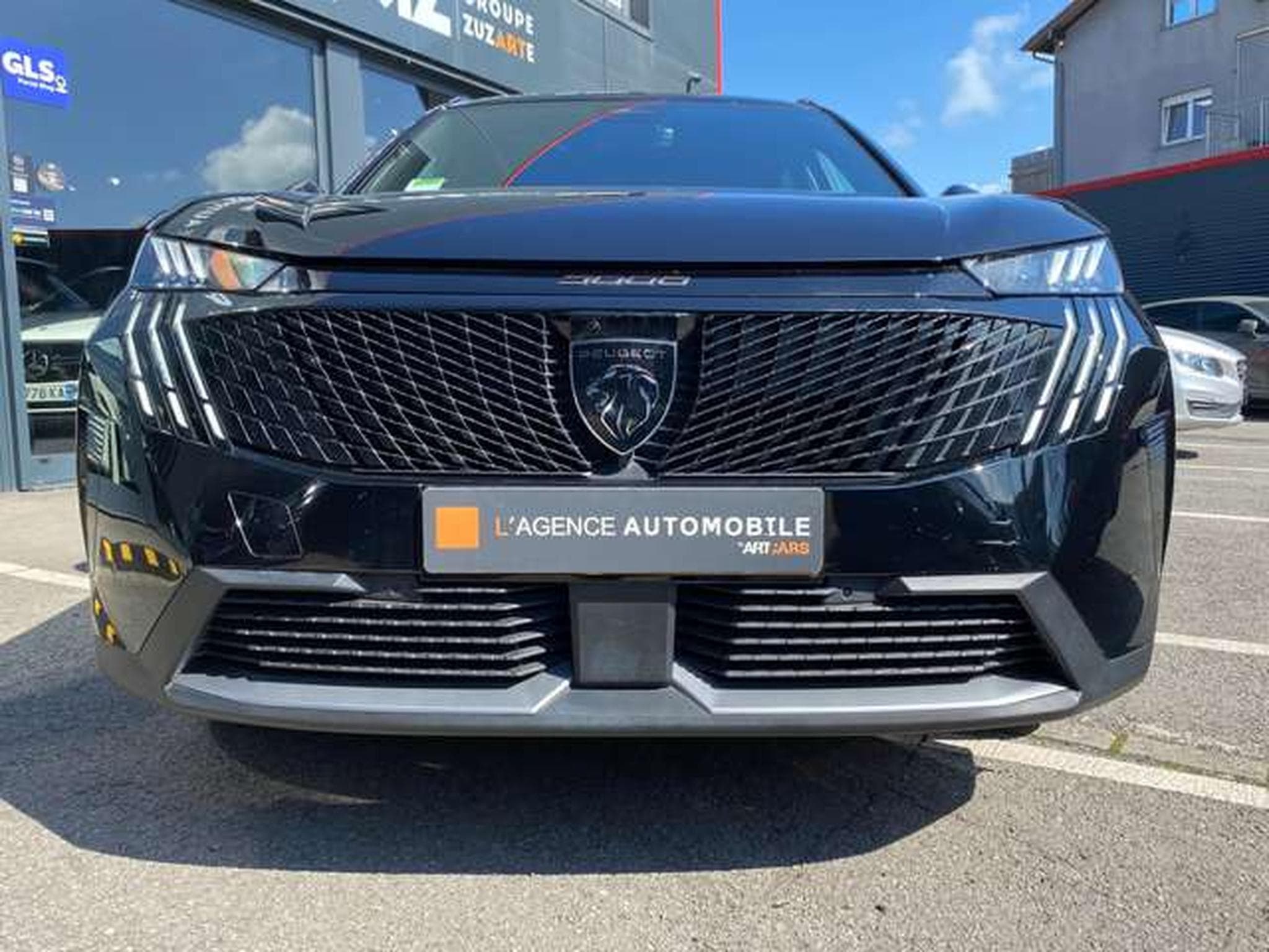 Peugeot 5008 Hybrid 136 eDSC6 GT jusqu'à 48 mois de garantie (2025) - Photo 3