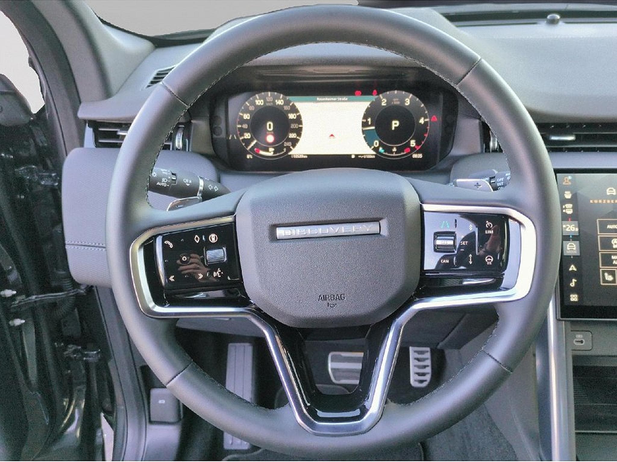 Land-Rover Discovery (2026) - Photo 7