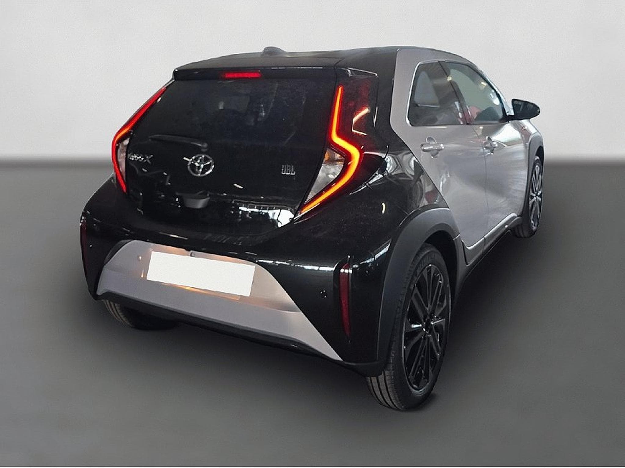 Toyota iQ (2026) - Foto 3
