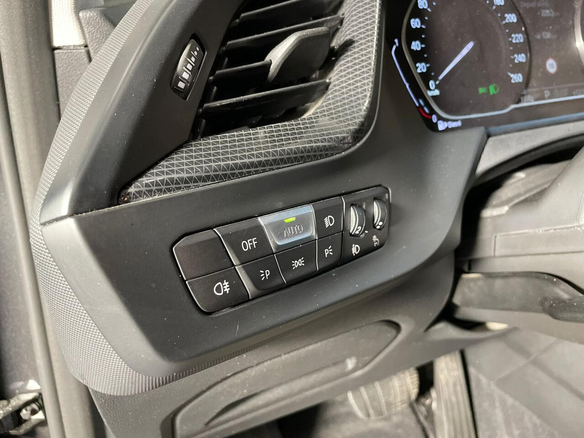BMW 116 116 CV BUSINESS GPS BLUETOOTH (2021) - Photo 8