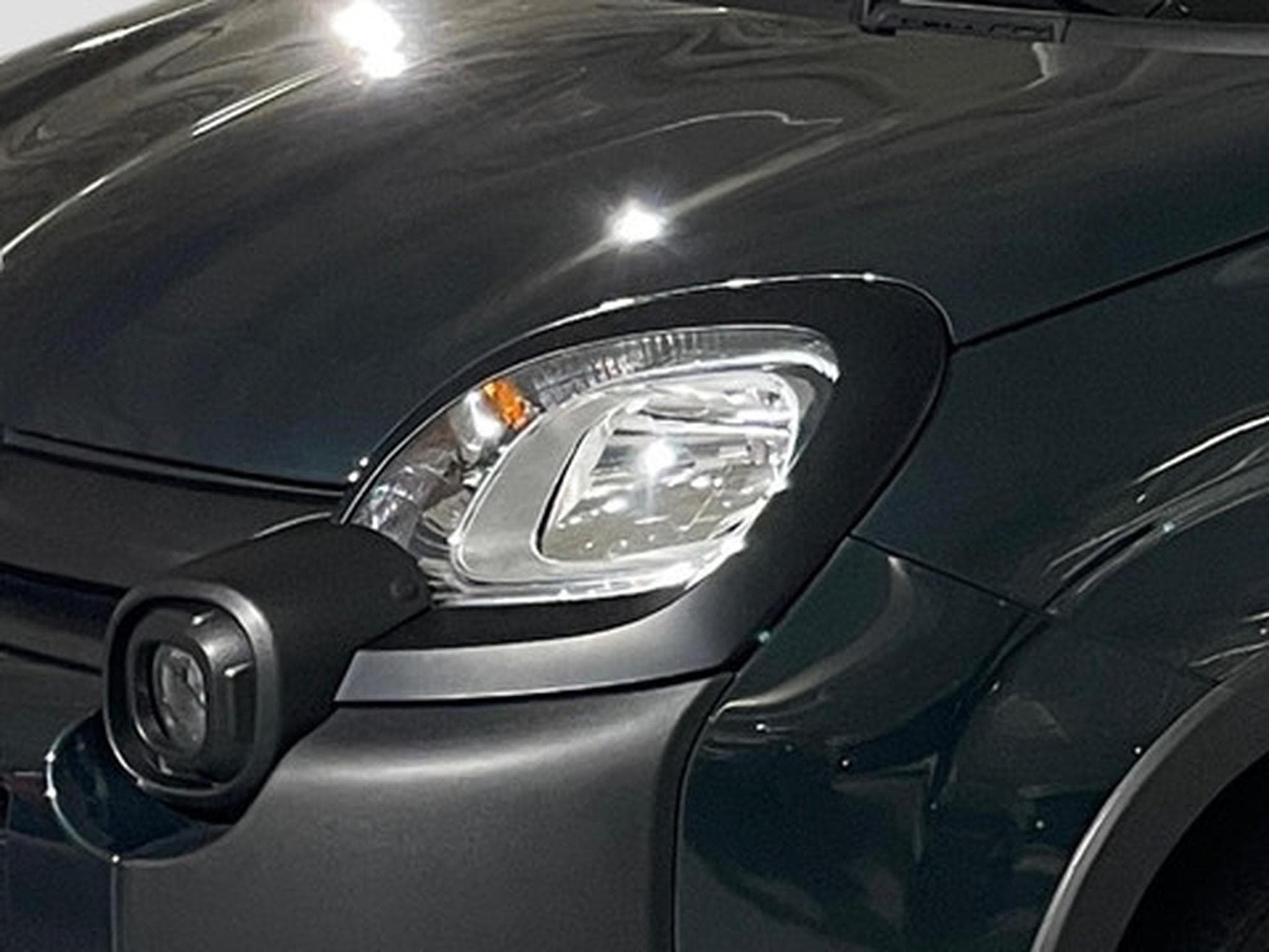 Fiat Panda 1.0 Hybrid 70 MT6 Garmin (2022) - Foto 21