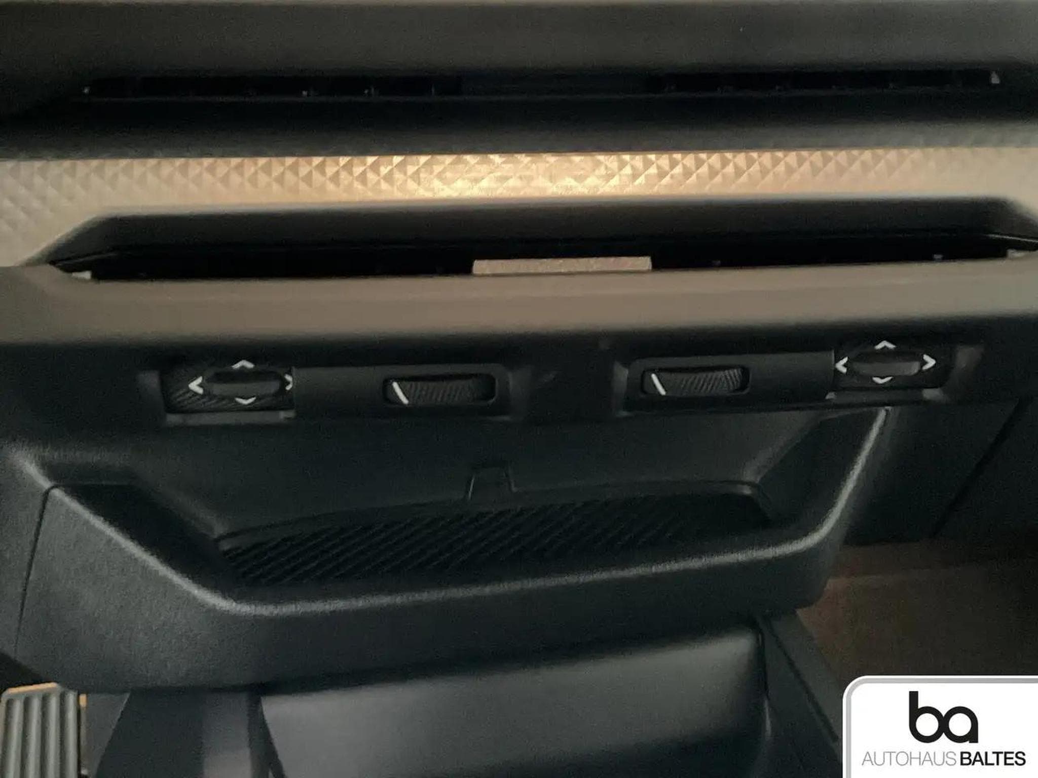 BMW 116 (2025) - Photo 11