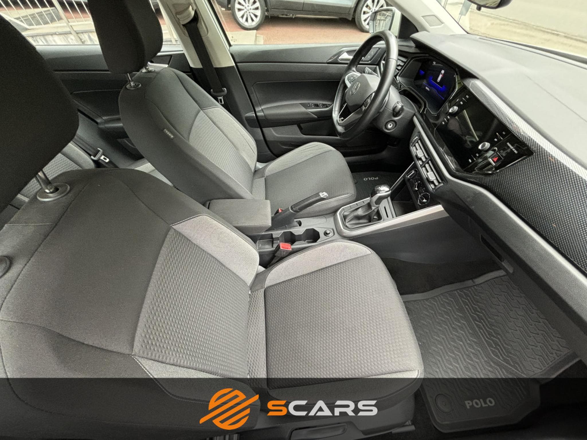 VW Polo 1.0 Tsi DSG 95cv (2023) - Photo 13