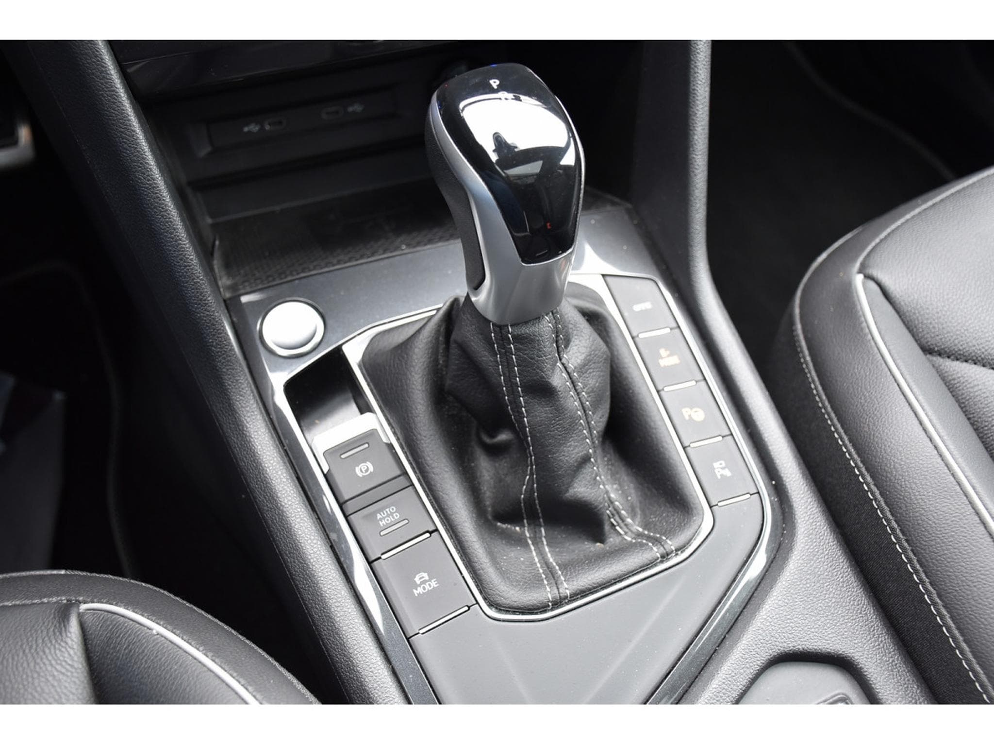 VW Tiguan 1.4 TSI eHybrid DSG6 R-LINE CUIR MEMO PANO HUD ATT RMQ 1° M. (2023) - Photo 19
