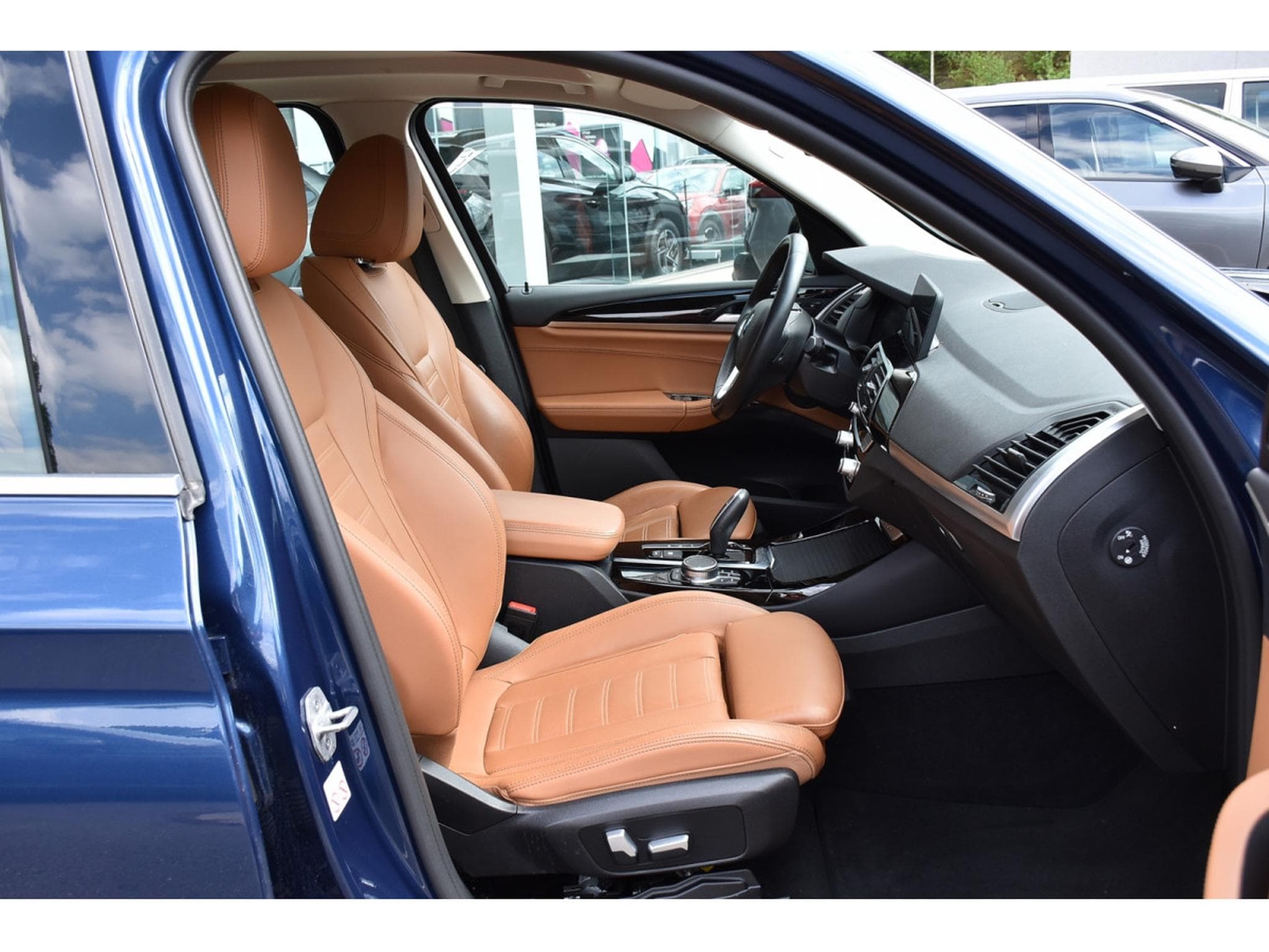 BMW X3 2.0iA xDrive30e Xline CUIR MEMO LANE SIDE HUD CAM JA19 (2021) - Photo 8