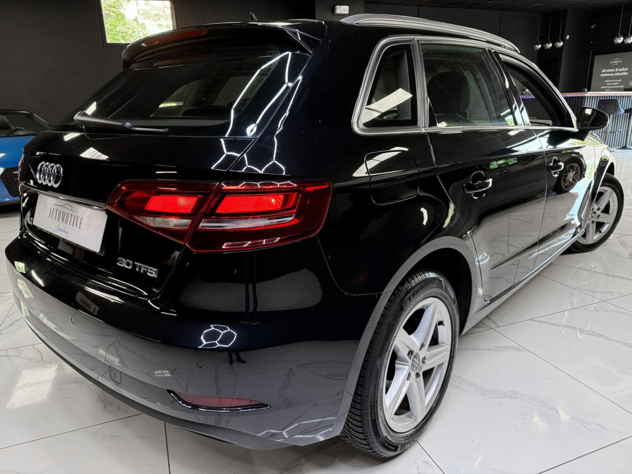 Audi A3 Sportback 30 TFSI (2018) - Photo 10