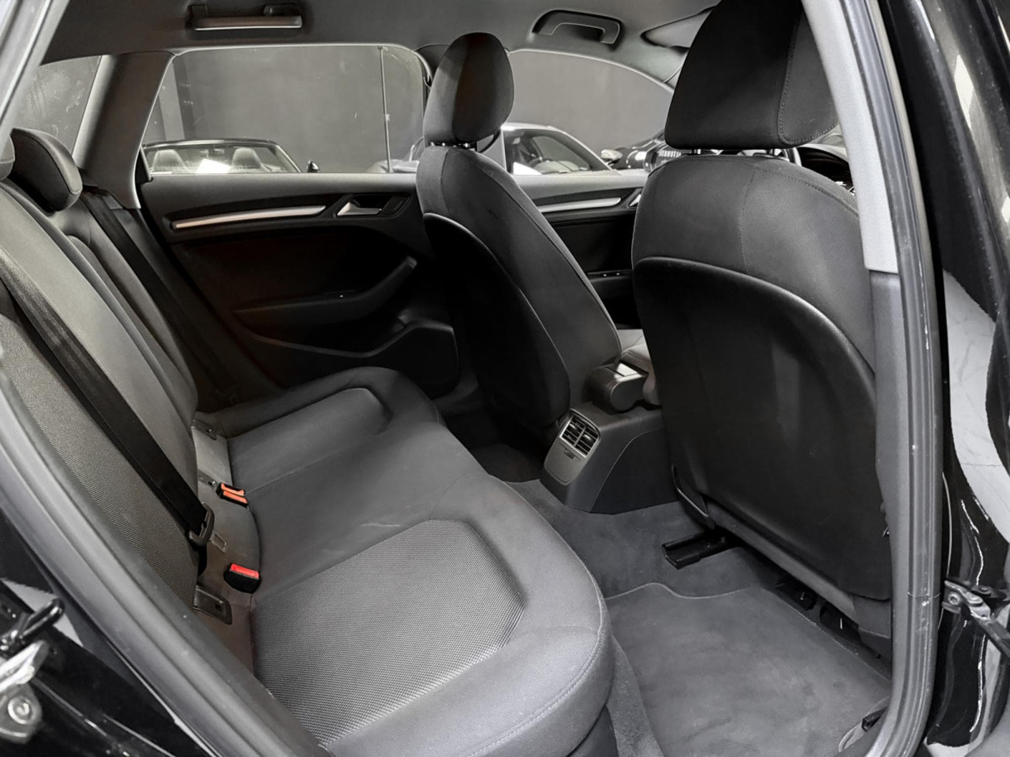 Audi A3 Sportback 30 TFSI (2018) - Photo 13