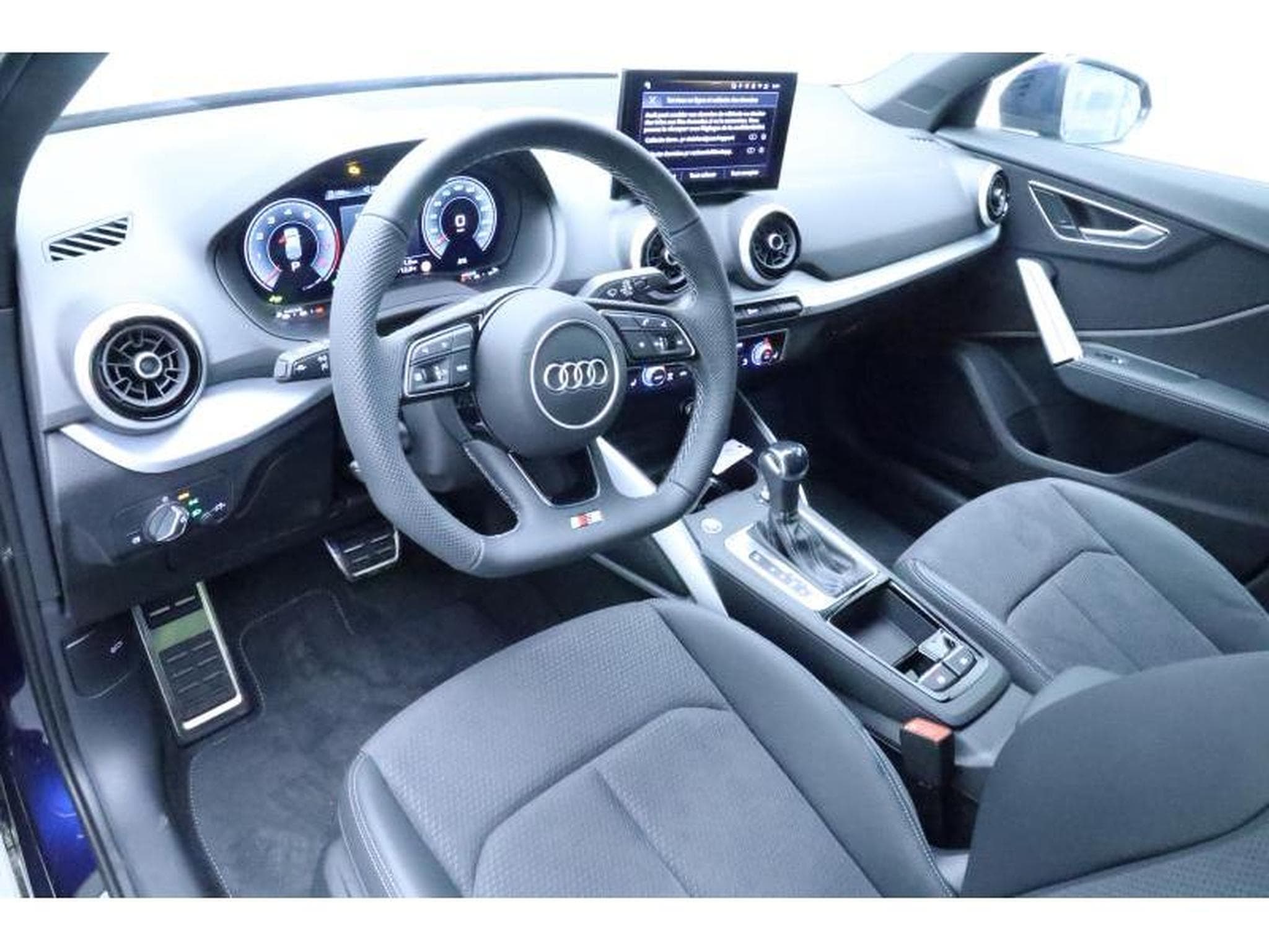 Audi Q2 S line (2026) - Photo 18