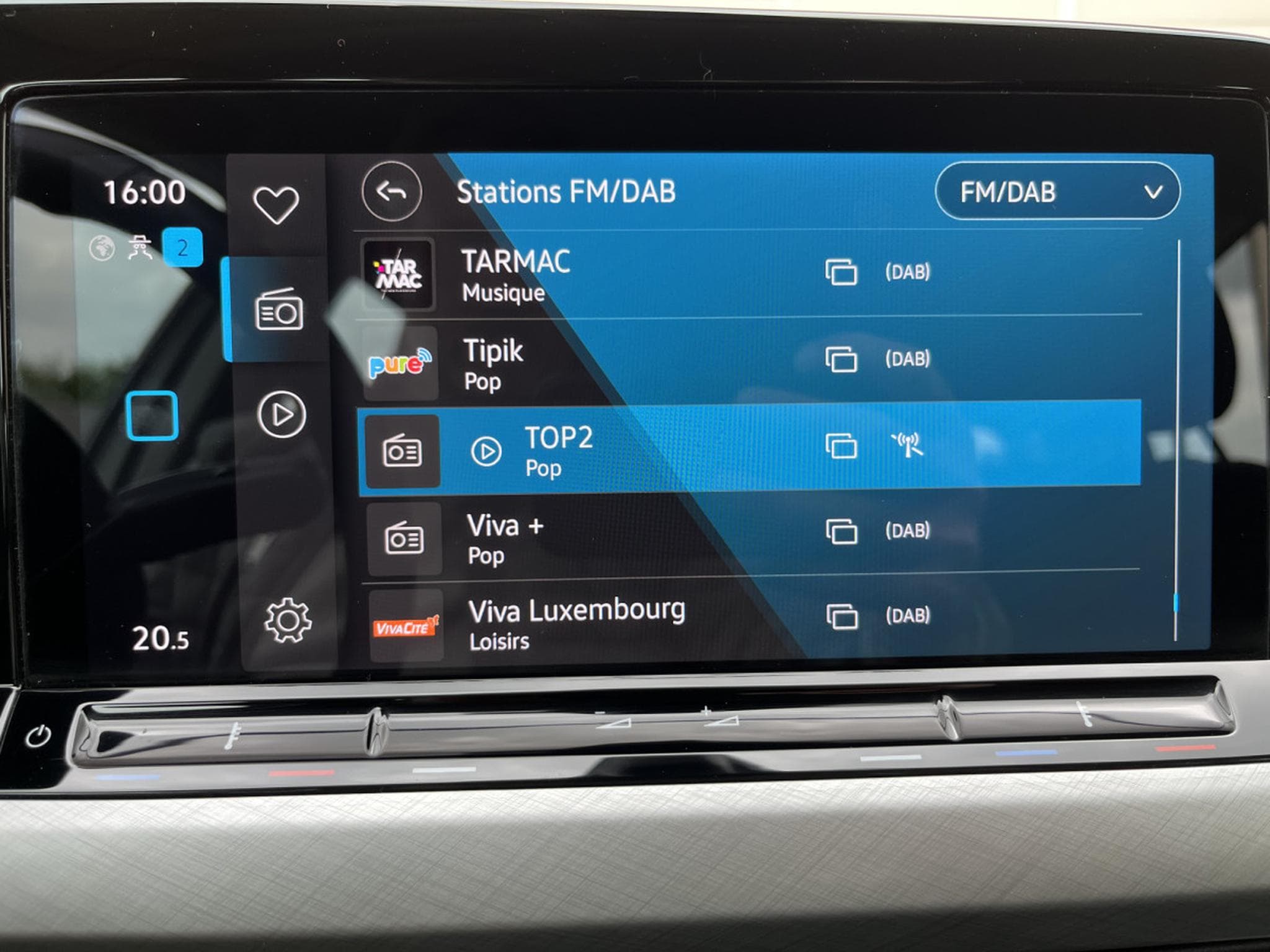 VW Golf Golf 8 1.5 Tsi 130cv Life CarPlay 2xPDC LED ACC (2021) - Foto 22