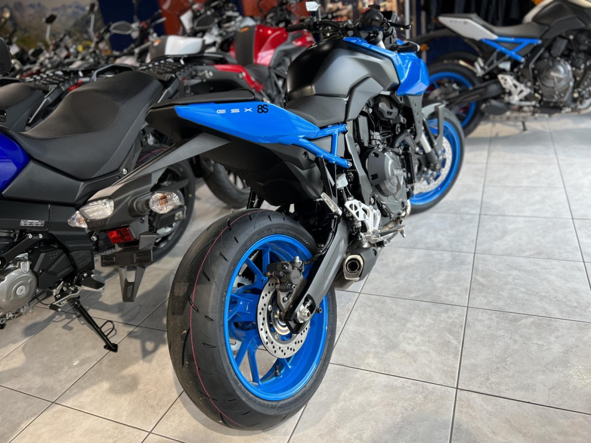 Suzuki GSX (2026) - Photo 3