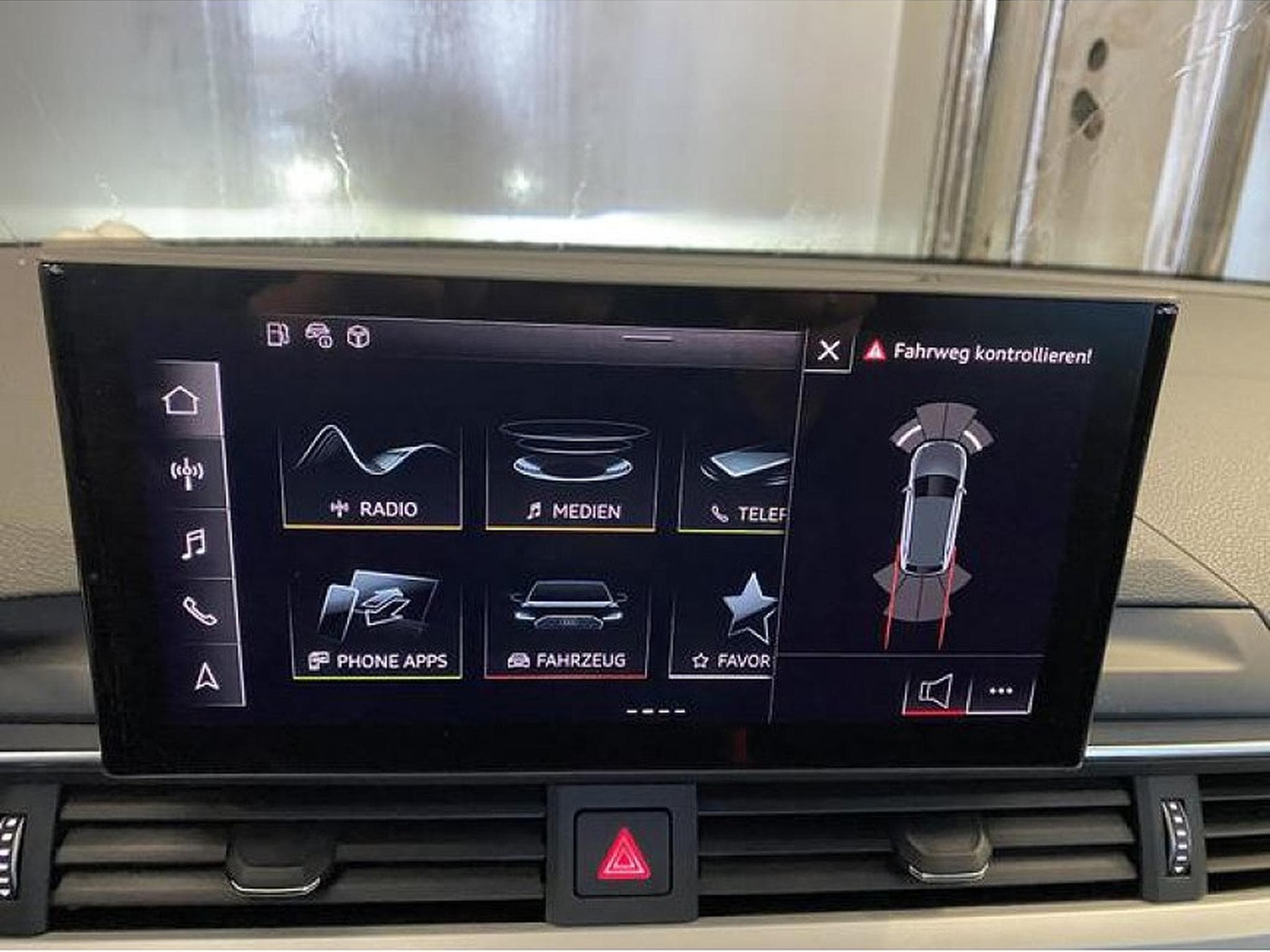 Audi A4 (2024) - Photo 8