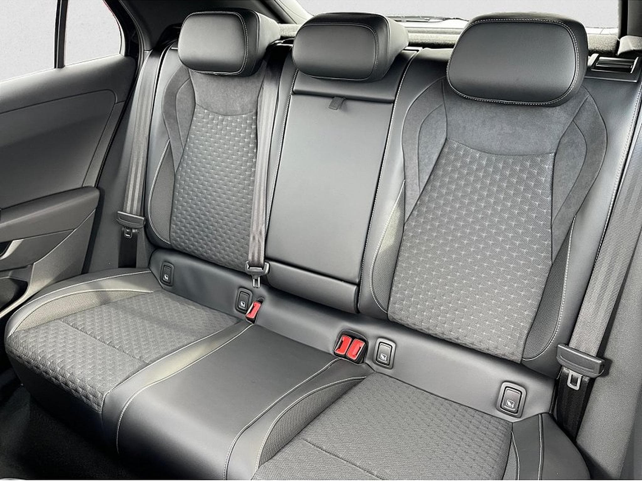 VW T-Roc (2026) - Photo 8