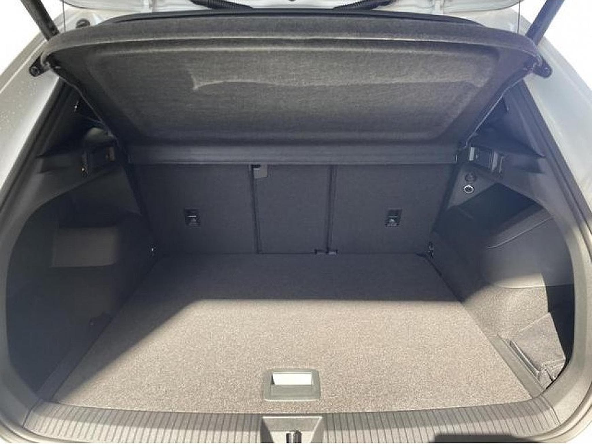 VW Tiguan (2026) - Photo 9